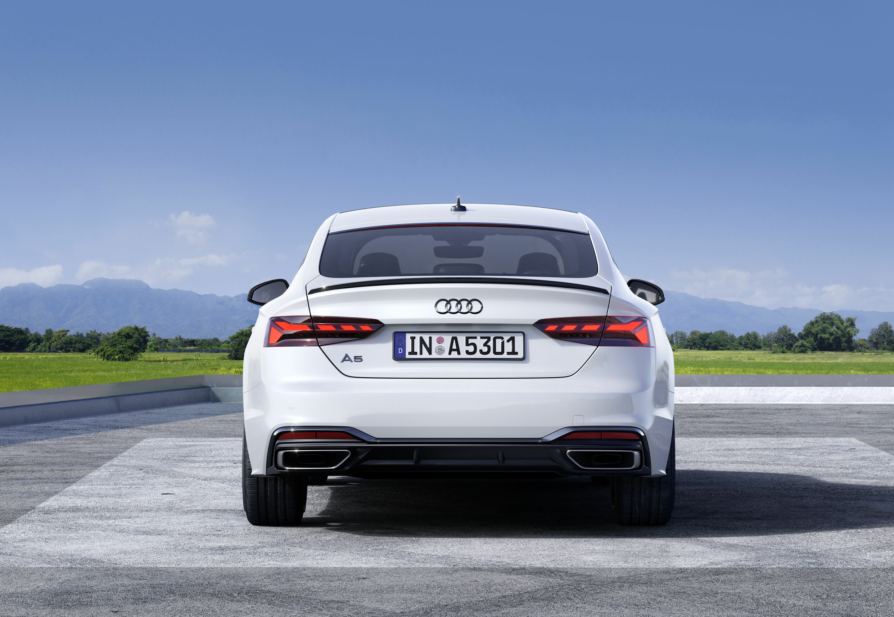 Audi A5 Sportback S line competition plus (2021) - Static photo;
Color: Glacier White Metallic