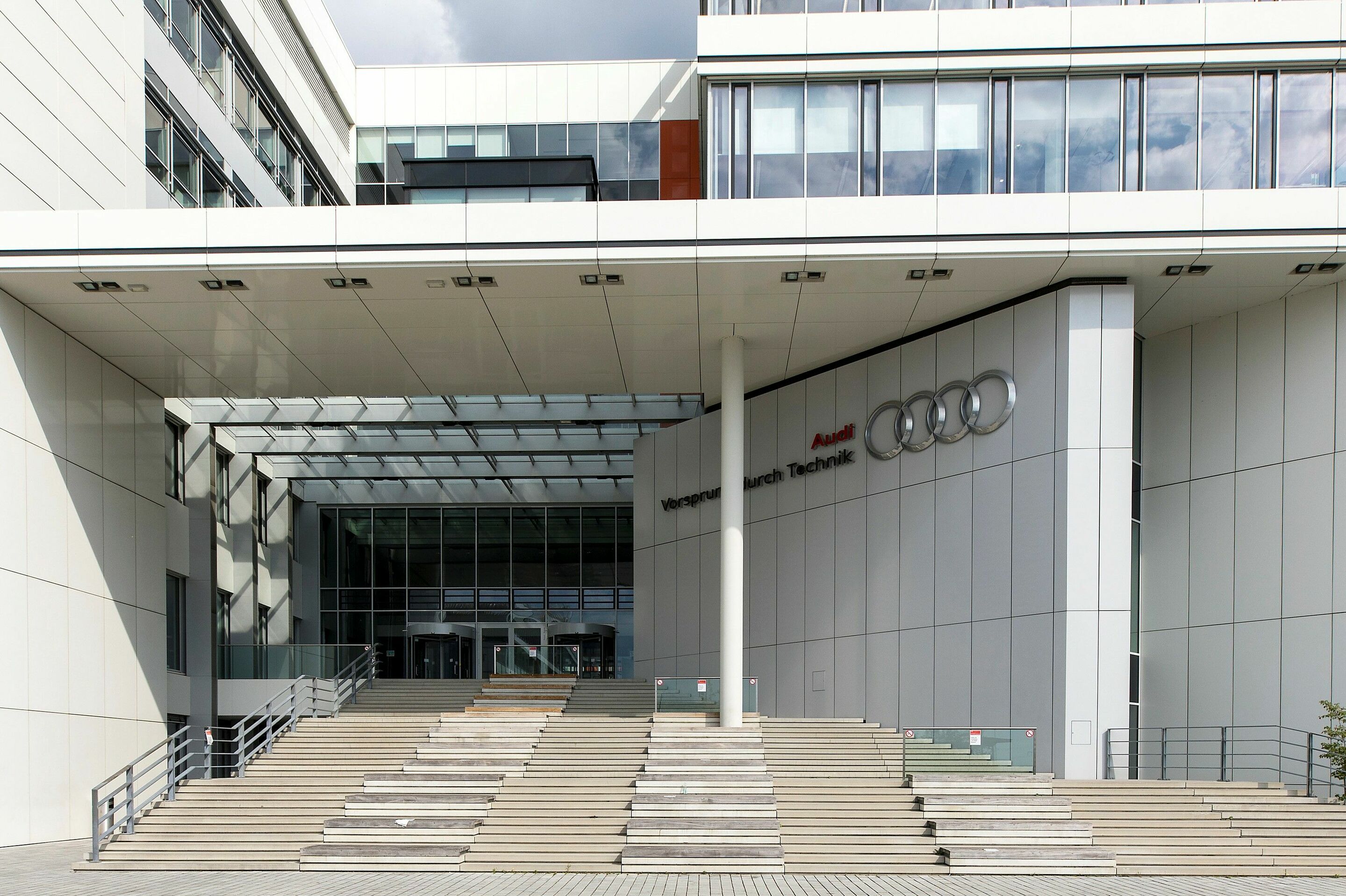 AUDI AG Ingolstadt - AUDI AG Ingolstadt