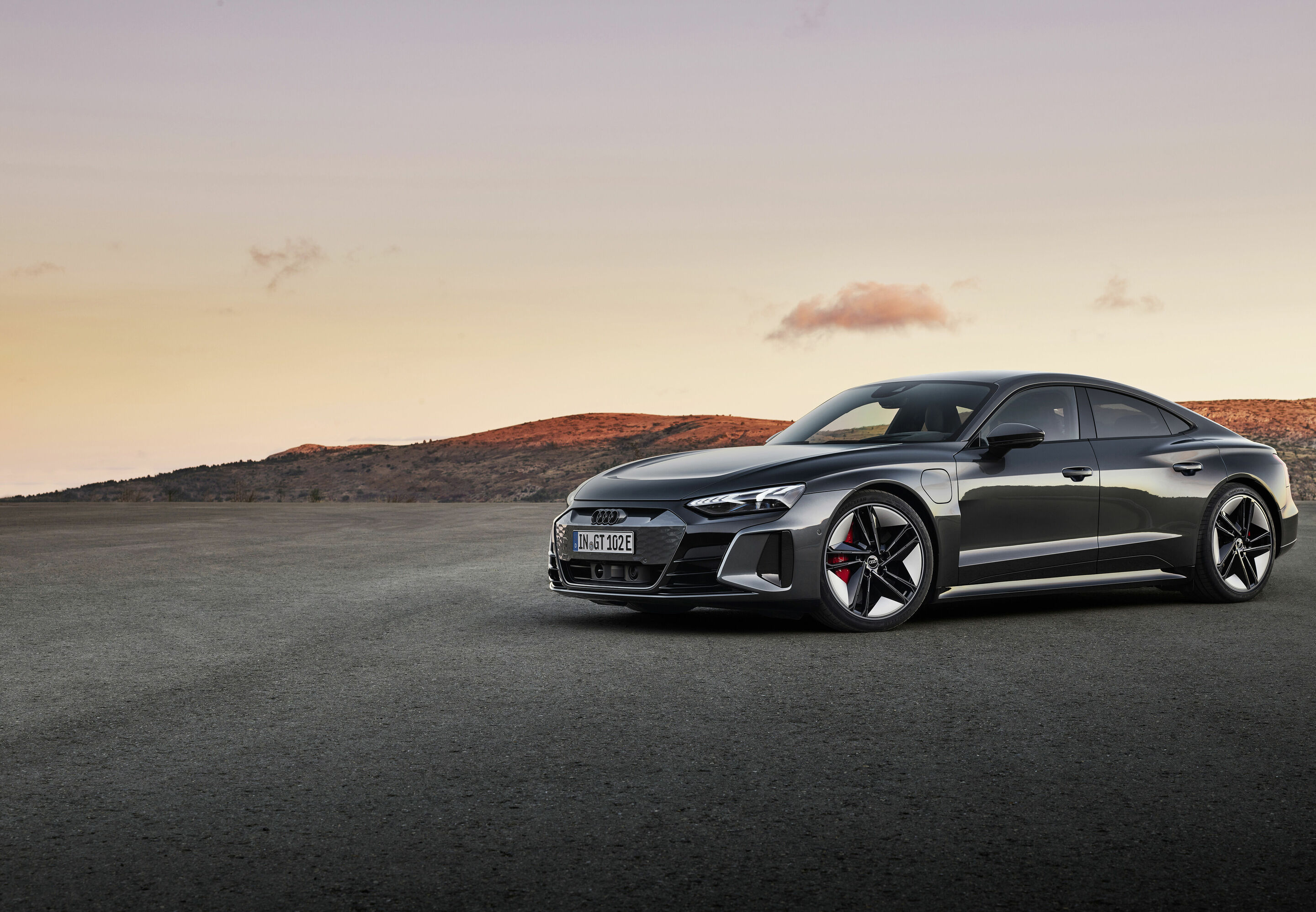 AMC Profile Header Mobile - Static photo,
Colour: Daytona grey
