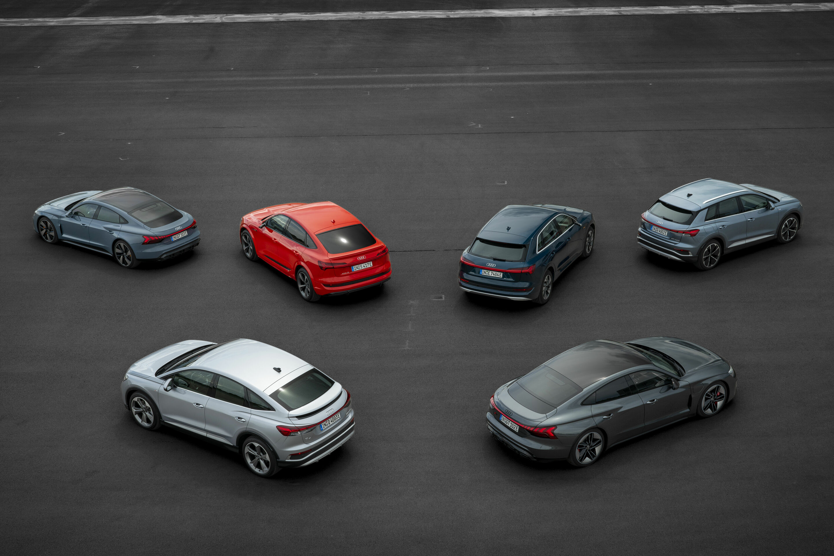 Electrifying test drives - Audi Q4 50 e-tron quattro, Colour: Geyser blue; Audi Q4 Sportback 50 e-tron quattro, Colour: Florett silver; Audi RS e-tron GT, Colour: Daytona grey; Audi e-tron GT quattro, Colour: Kemora grey; Audi e-tron S Sportback, Colour:...
