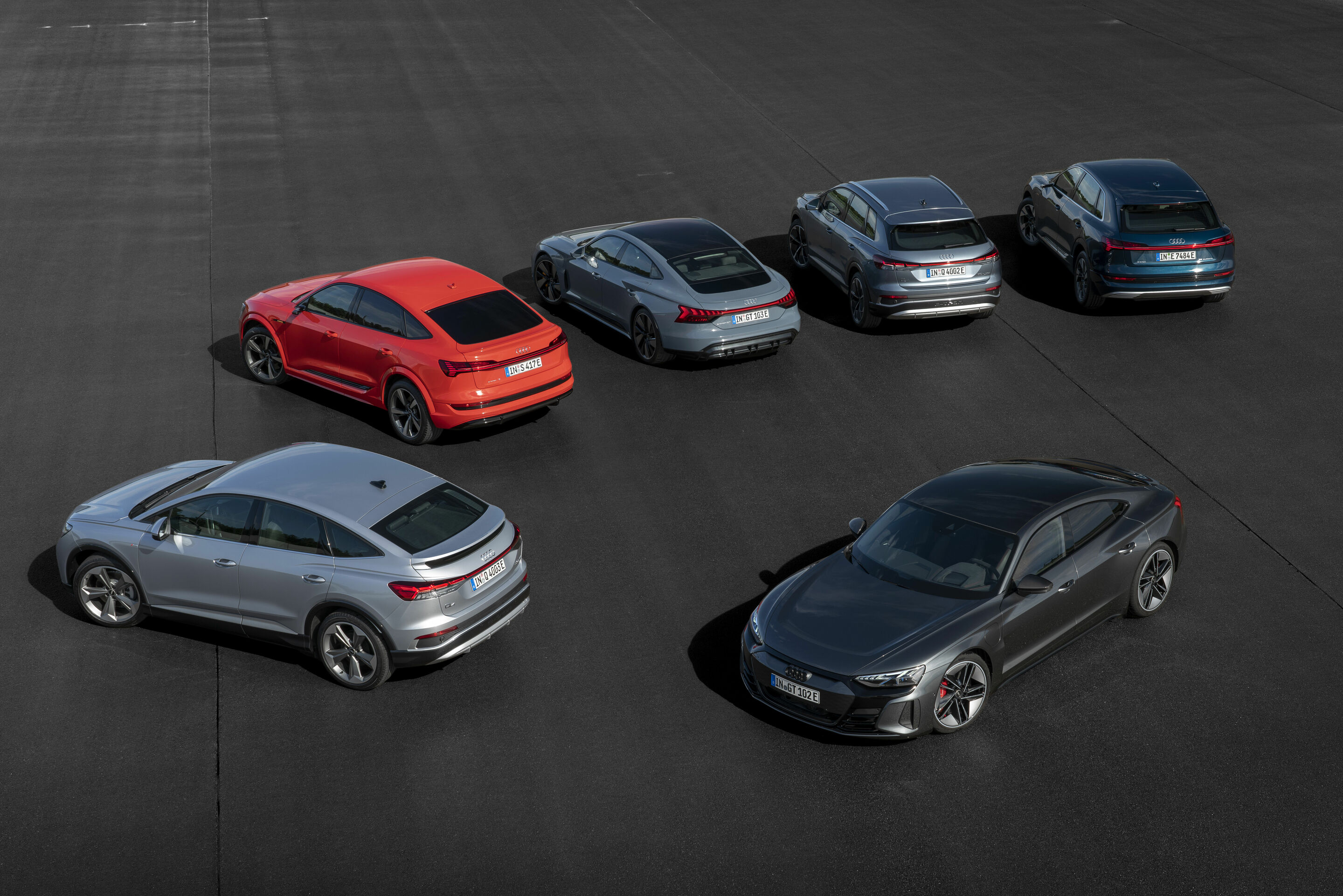 Electrifying test drives - Audi Q4 50 e-tron quattro, Colour: Geyser blue; Audi Q4 Sportback 50 e-tron quattro, Colour: Florett silver; Audi RS e-tron GT, Colour: Daytona grey; Audi e-tron GT quattro, Colour: Kemora grey; Audi e-tron S Sportback, Colour:...