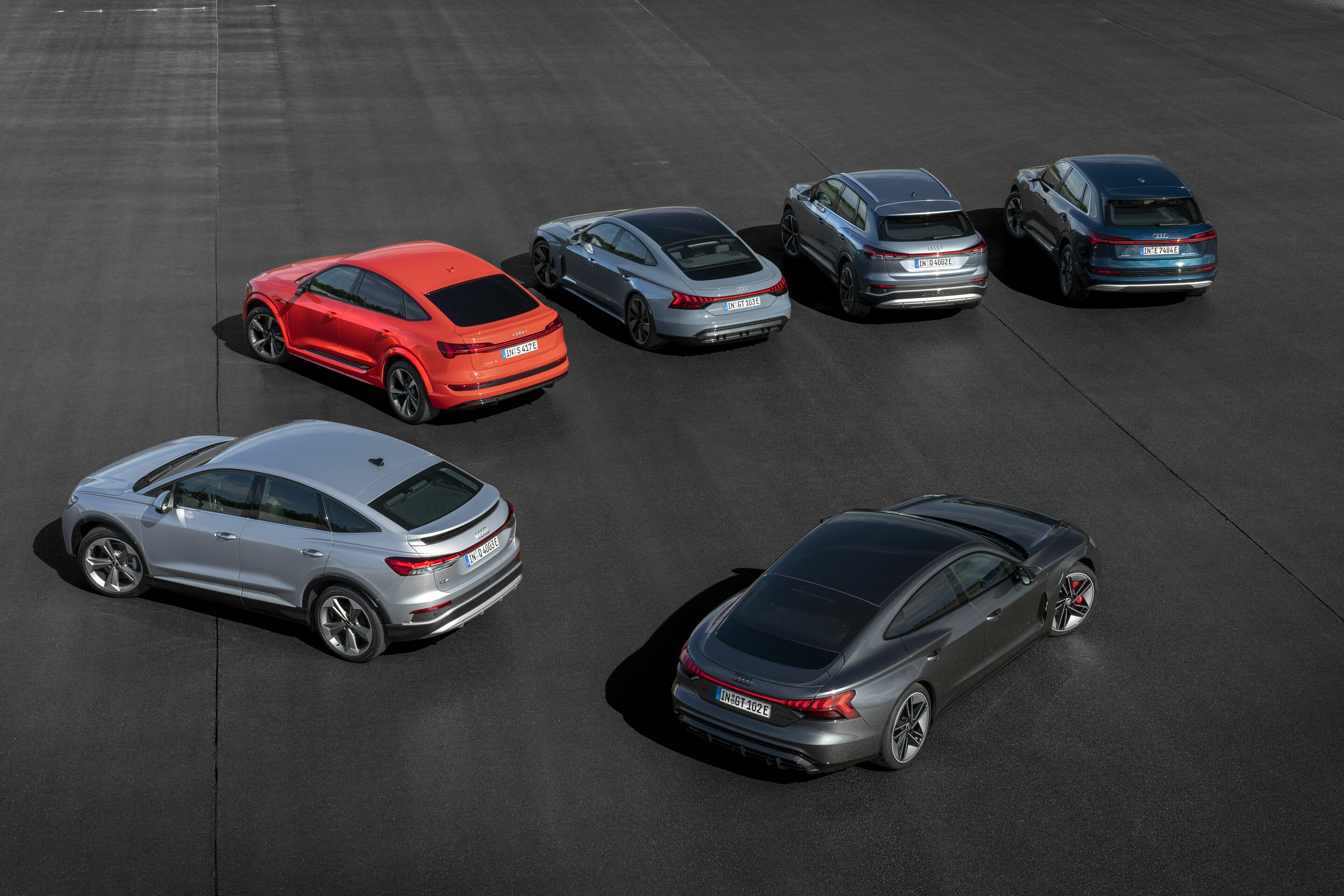 Electrifying test drives - Audi Q4 50 e-tron quattro, Colour: Geyser blue; Audi Q4 Sportback 50 e-tron quattro, Colour: Florett silver; Audi RS e-tron GT, Colour: Daytona grey; Audi e-tron GT quattro, Colour: Kemora grey; Audi e-tron S Sportback, Colour:...