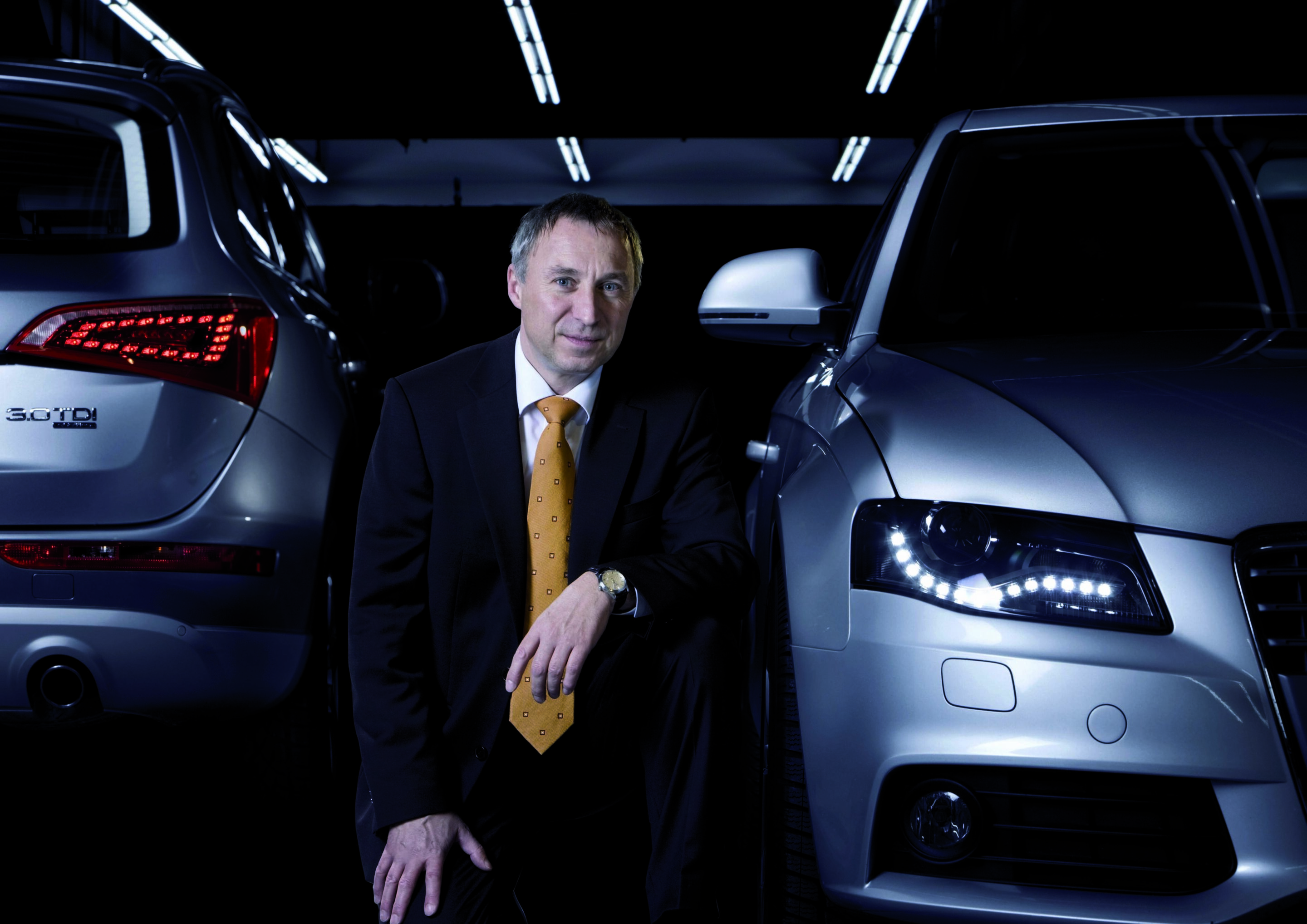Dr. Wolfgang Huhn erhält Professor Ferdinand Porsche Preis 2011 der TU Wien - LED-Technologie und Licht-Design Dr. Wolfgang Huhn, Leiter der Abteilung „Licht und Sicht“ bei Audi.