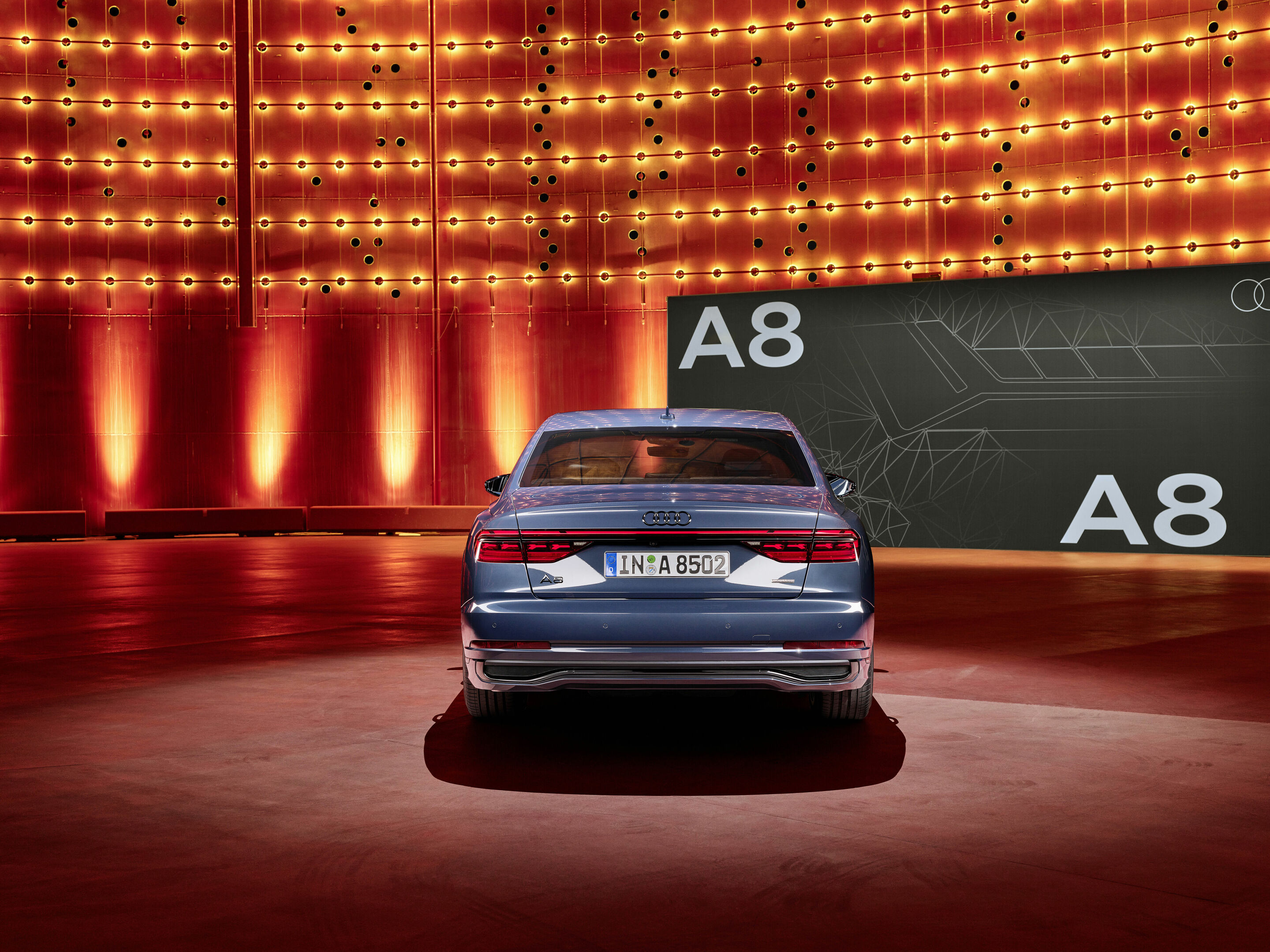 Audi A8 - Static photo;
Color: Plasma blue