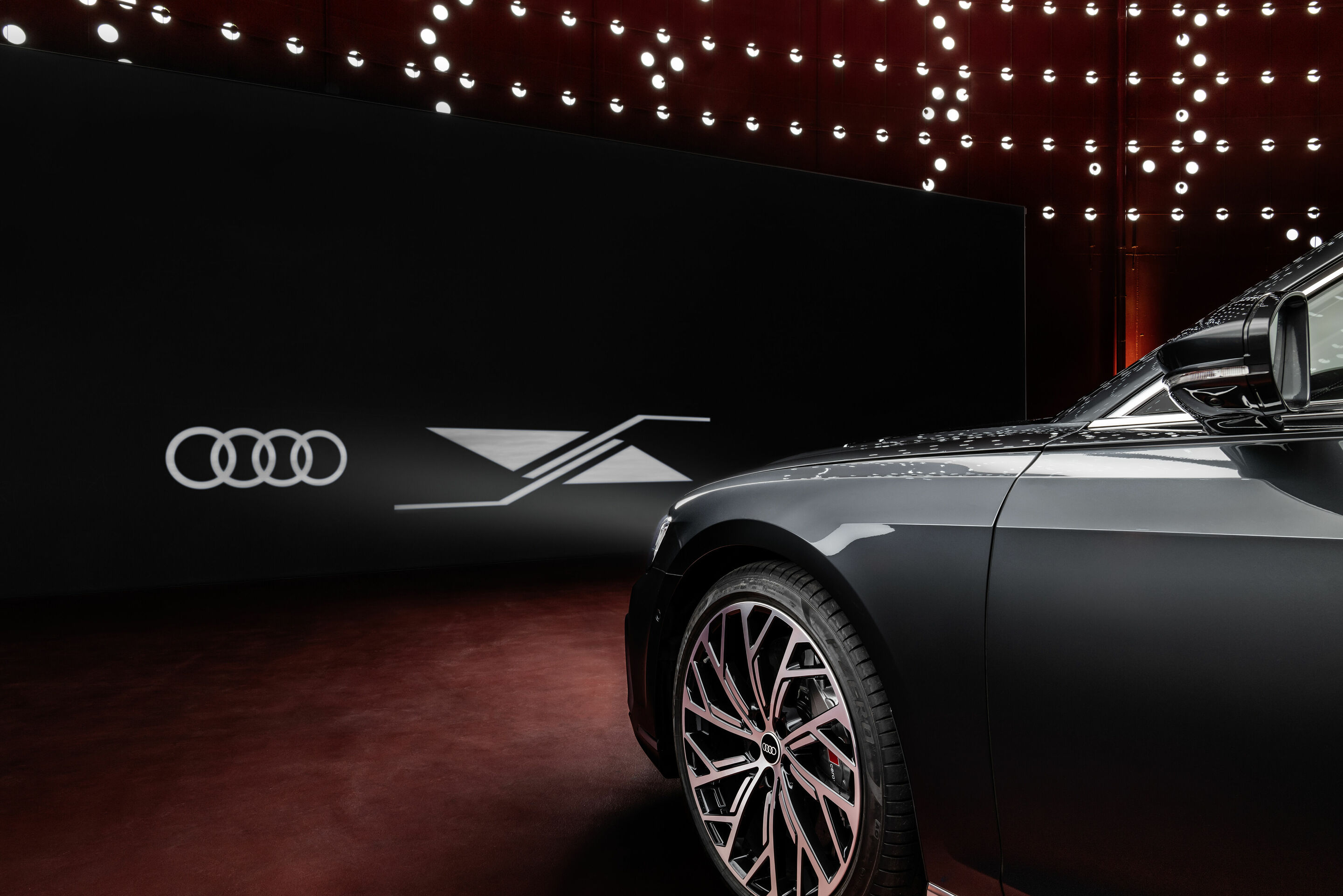 Audi A8 L - Detail;
Farbe: Manhattangrau