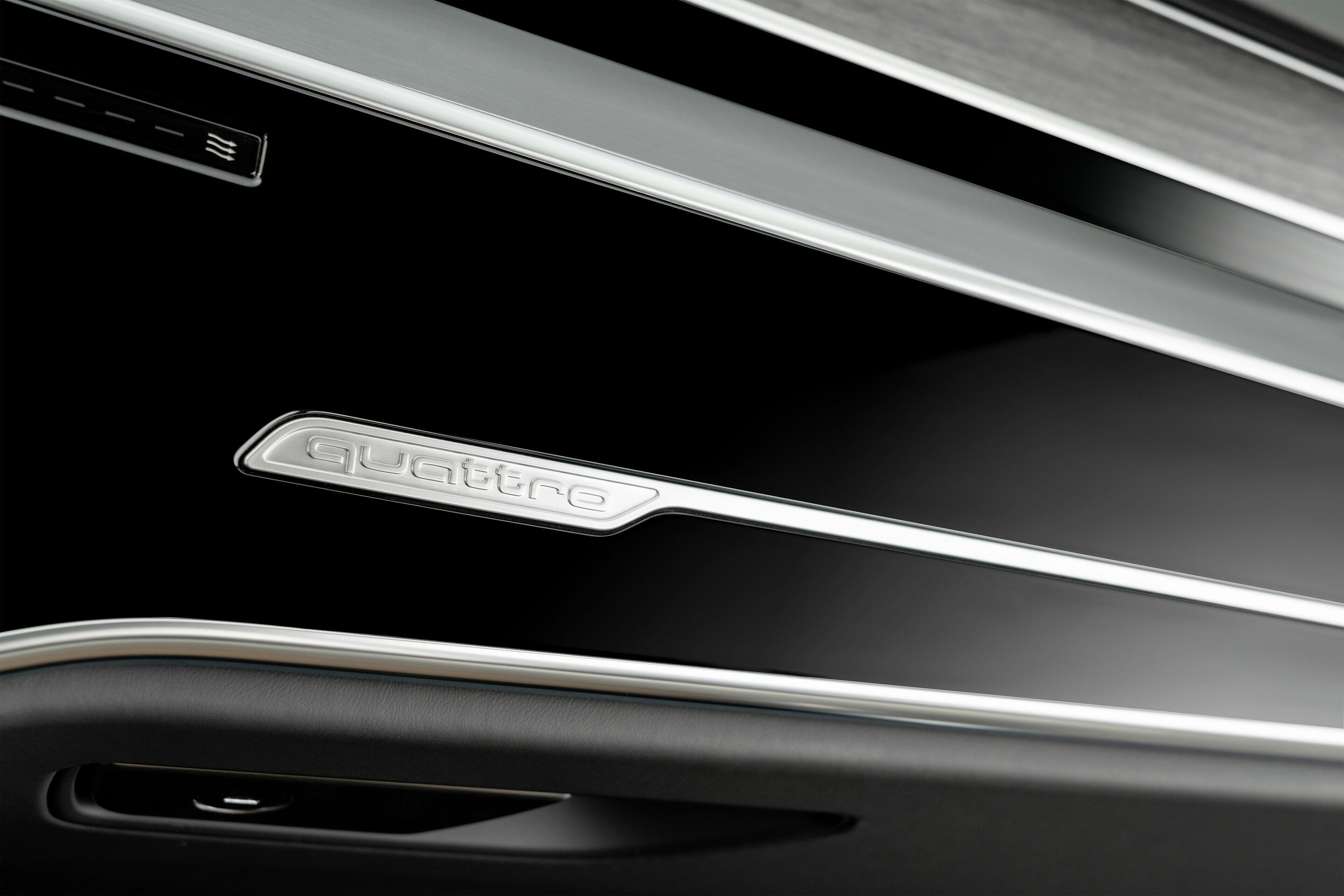Audi A8 L - Detail;
Color: Manhattan grey