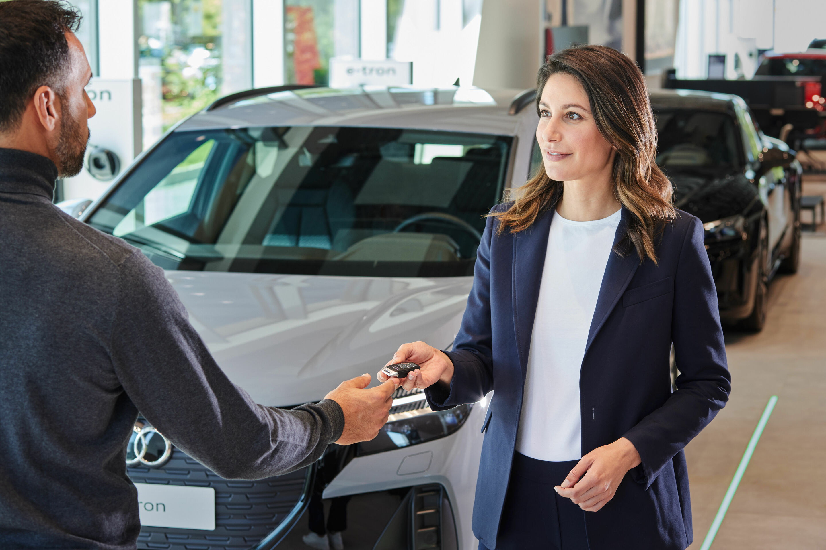 Digital und persönlich: Audi Handel als ganzheitliches Markenerlebnis für Kund_innen - Digital und persönlich: Audi Handel als ganzheitliches Markenerlebnis für Kund_innen