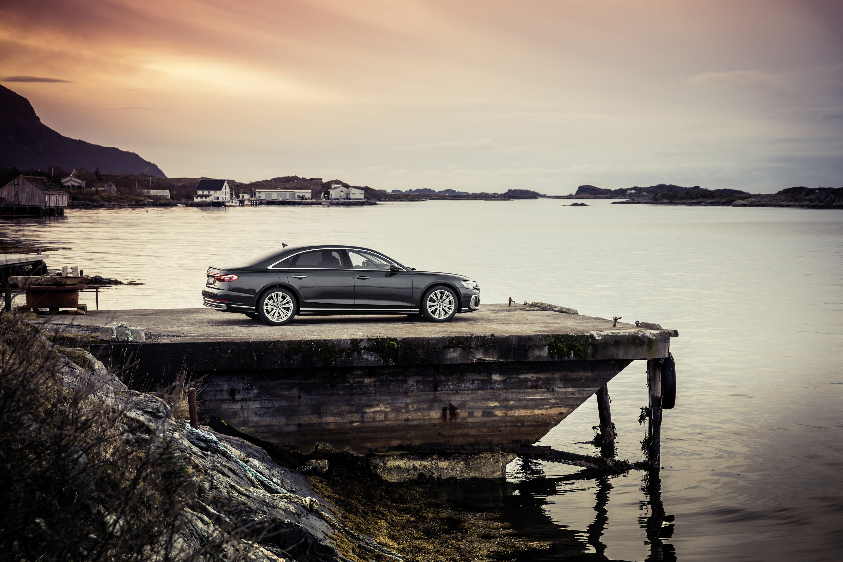Audi A8 L - Standaufnahme,
Farbe: Manhattan grau
