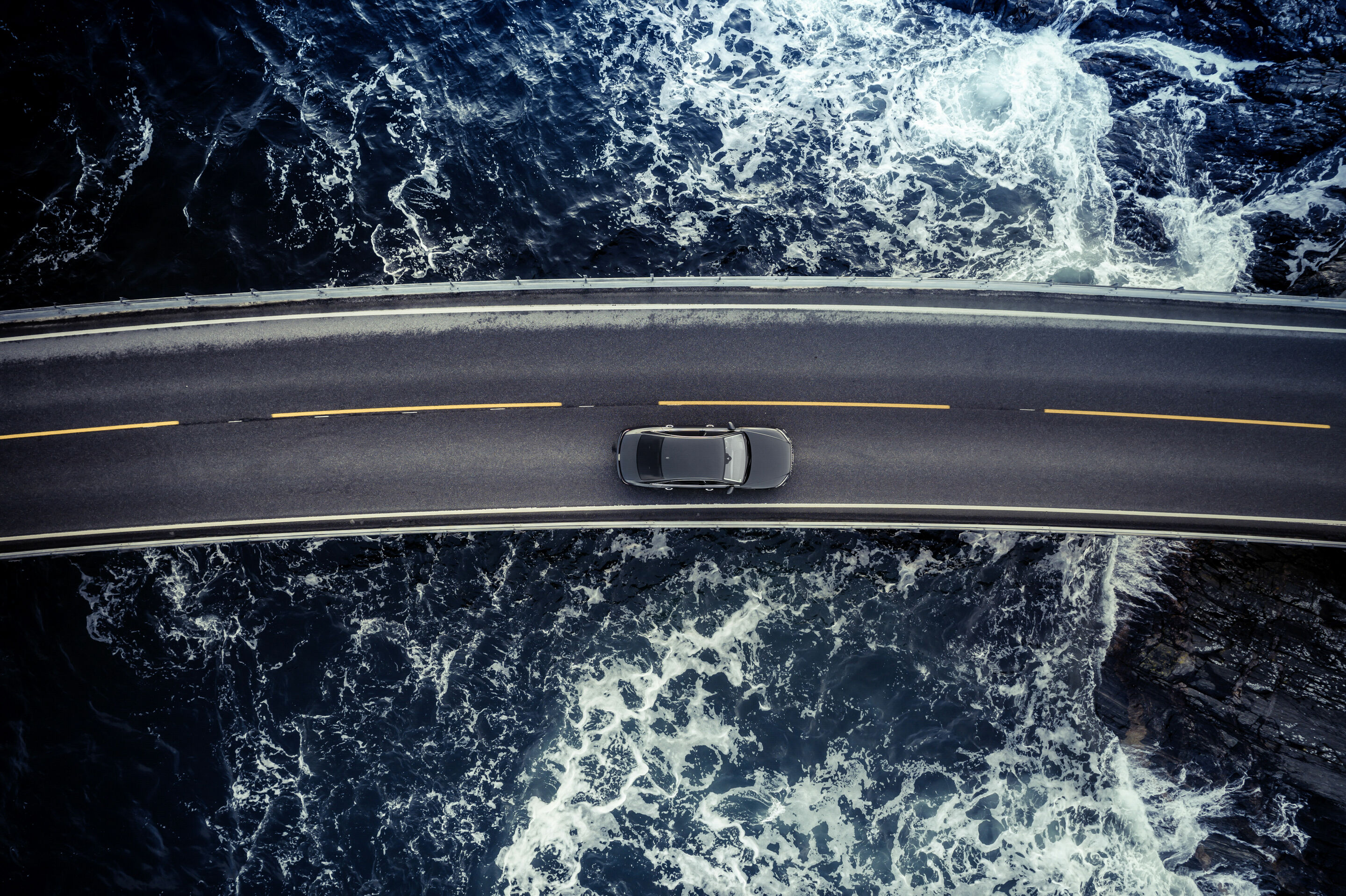Audi A8 L - Dynamic Photo,
Color: Manhattan grey