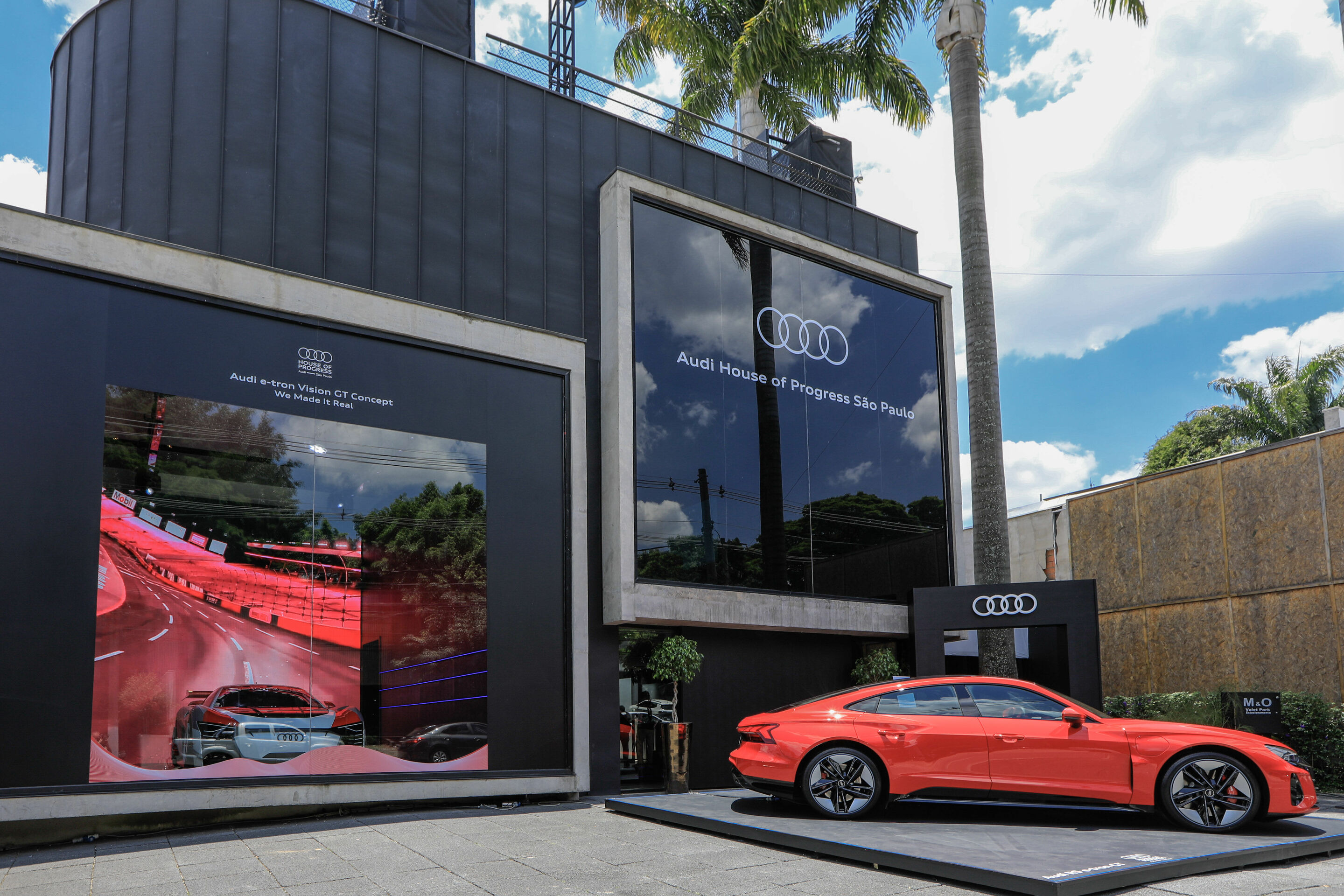Audi at the Curitiba Site - After the first editions in Tokyo and Munich, Audi do Brasil is promoting the third House of Progress in São Paulo during November and December, 2021.