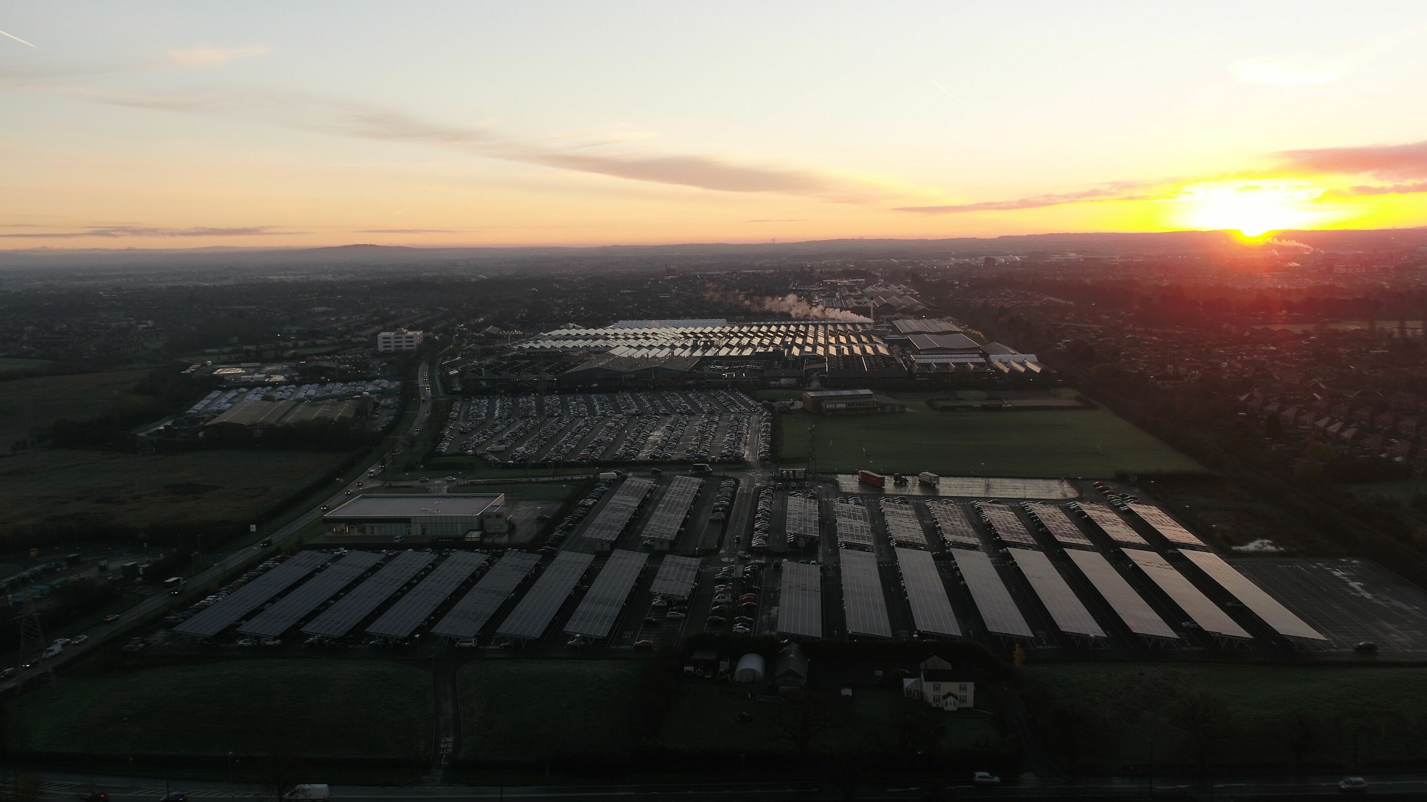 Bentleys Hauptsitz in Crewe, England - Bentleys Hauptsitz in Crewe, England