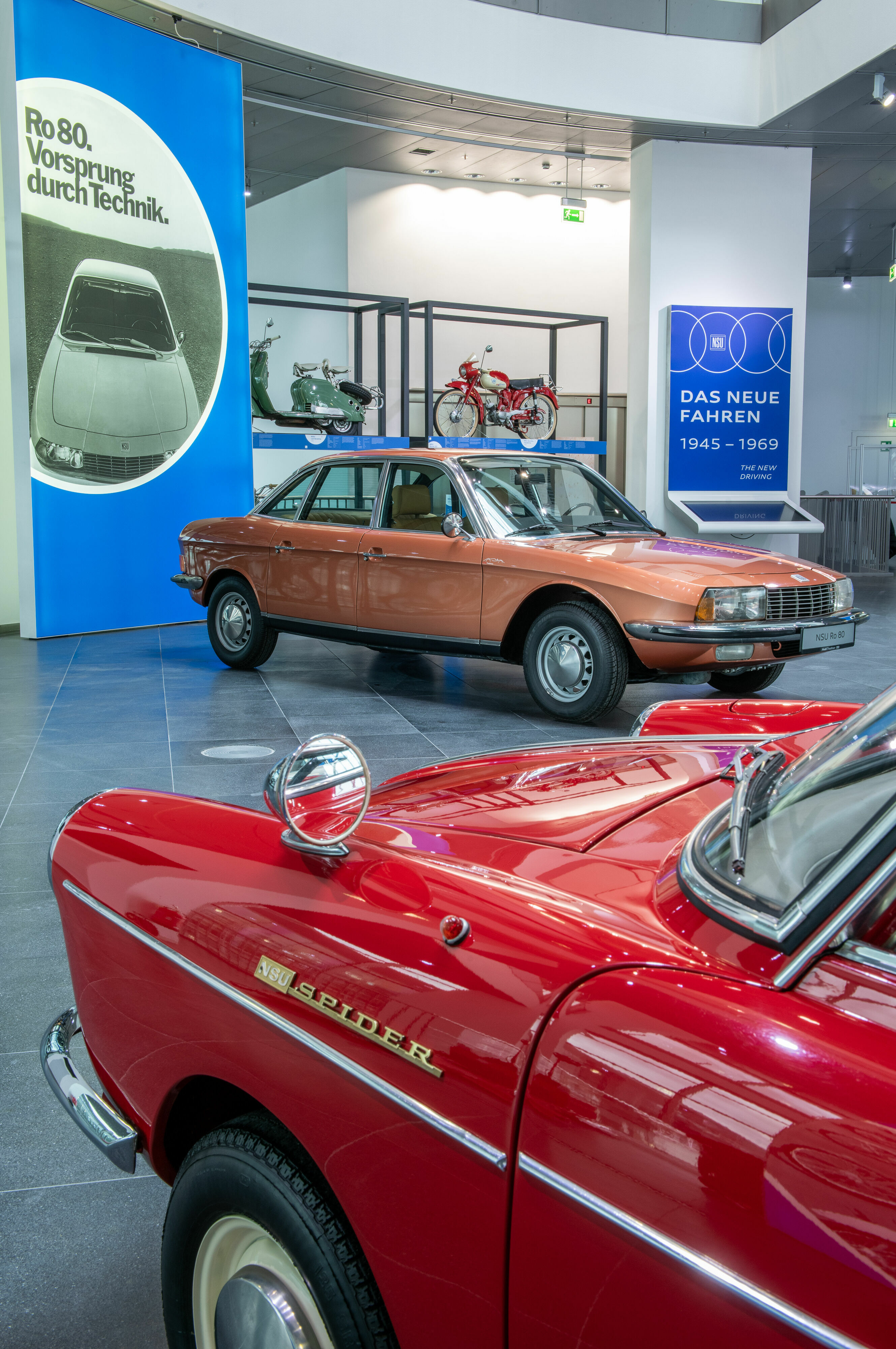 App ins Museum: Audi Tradition goes digital mit neuer Sonderausstellung „Der fünfte Ring“ - Impression aus der neuen Sonderausstellung „Der fünfte Ring“ im Audi museum mobile: Der NSU/Wankel Spider war das erste Auto der Welt, das serienmäßig mit einem...