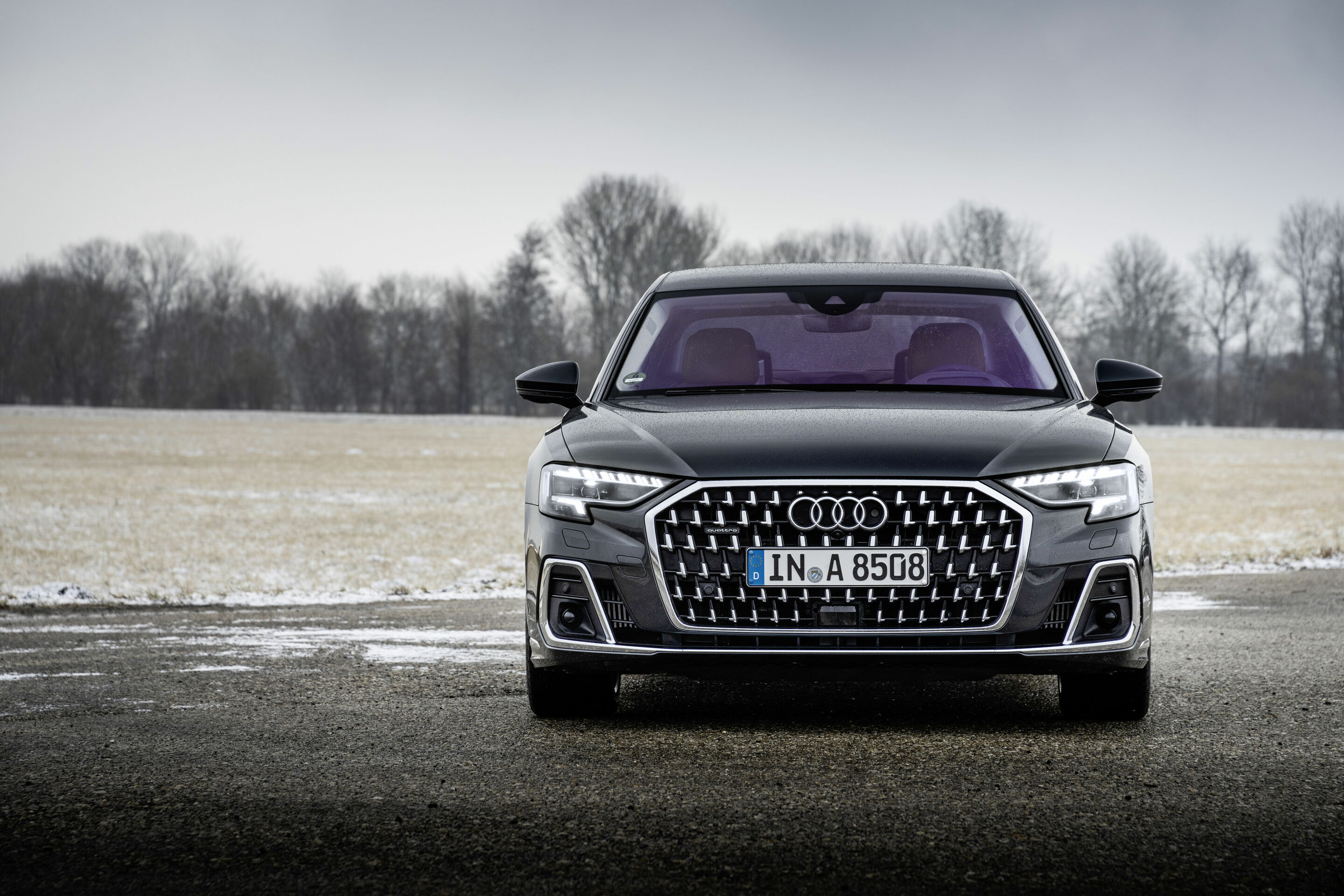 Audi A8 L - Standaufnahme,
Farbe: Manhattangrau