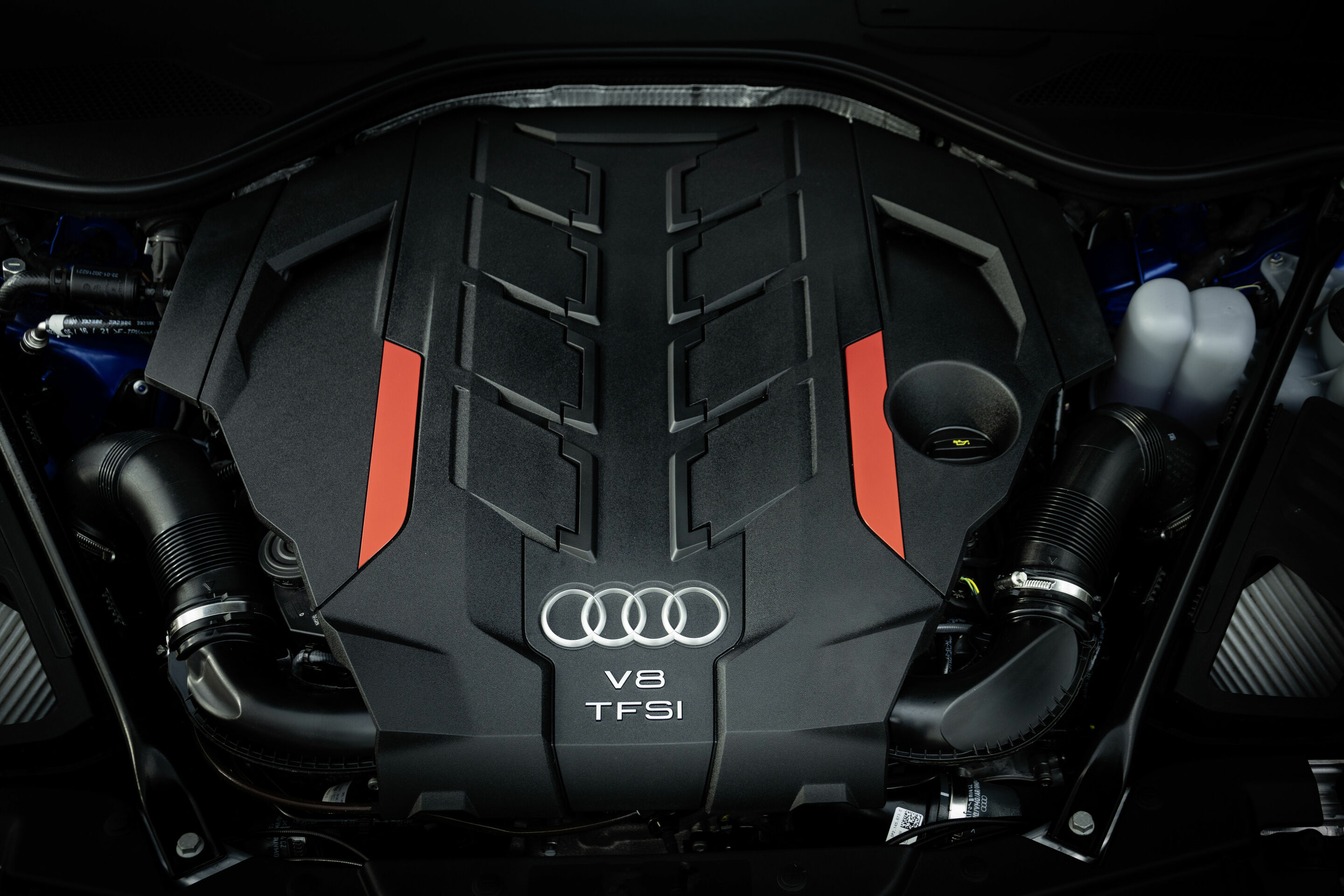 Audi S8 - Detail,
Farbe: Ultrablau