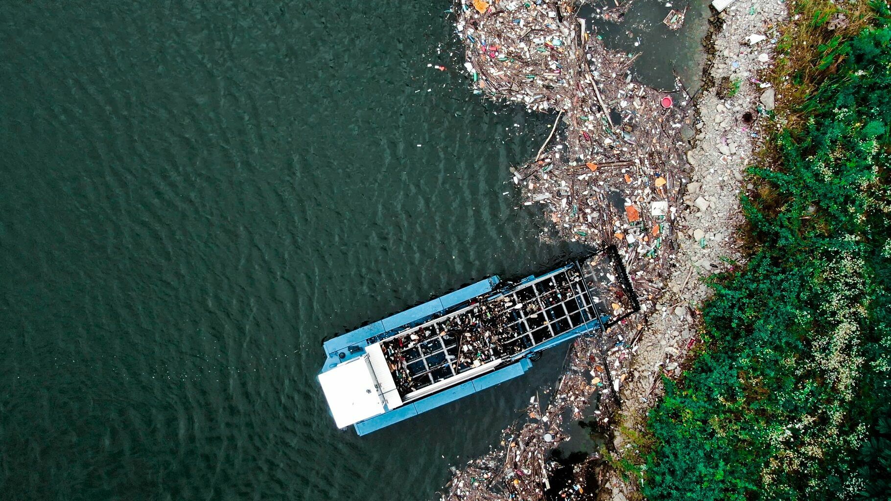 For a cleaner Danube: four strong partners start cleanup in Romania - Audi Environmental Foundation, BABOR, Ferry Porsche Foundation, and the green startup everwave are joining forces to rid the Danube watershed of garbage