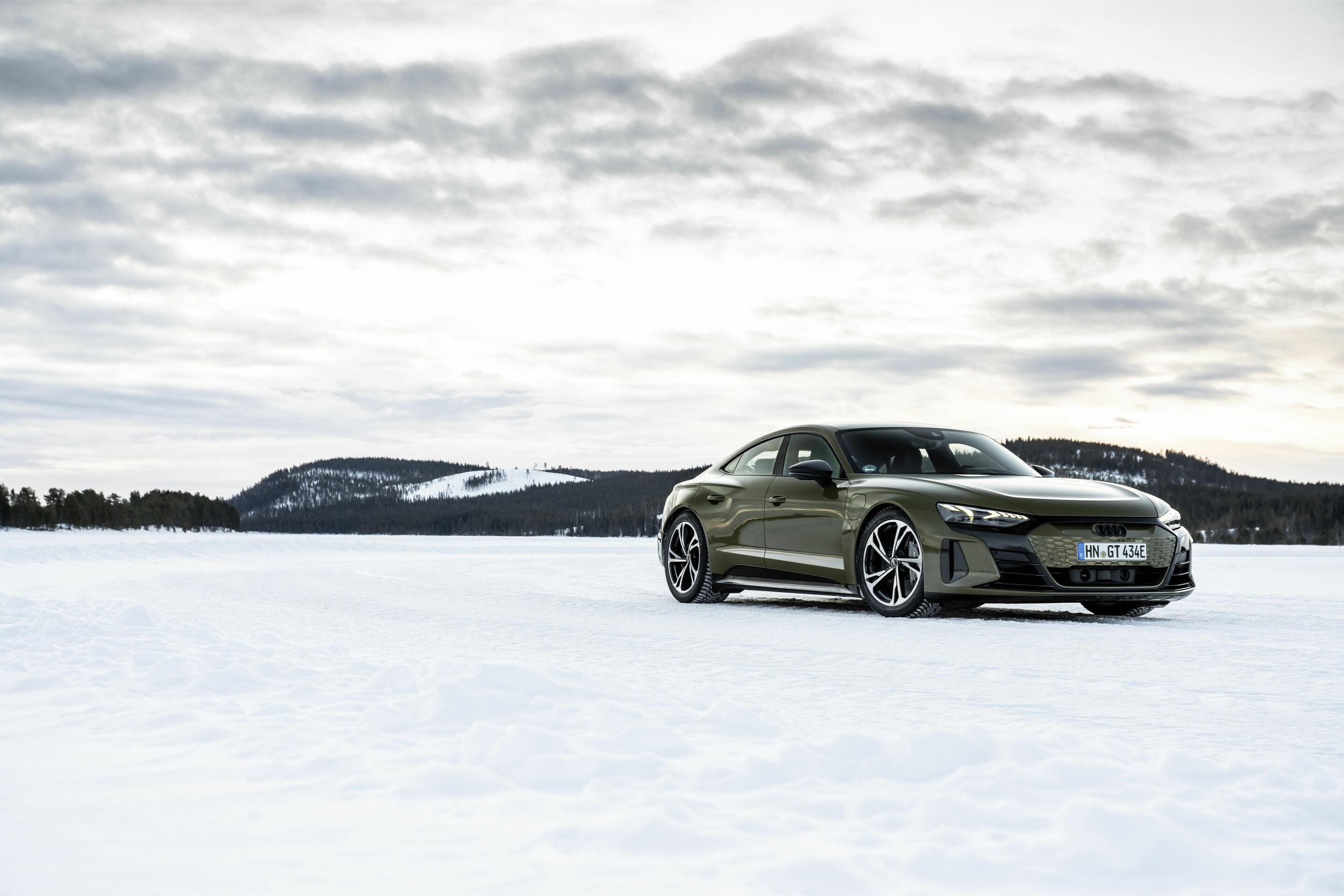 Audi RS e-tron GT - Standaufnahme;
Farbe: Taktikgrün Metallic