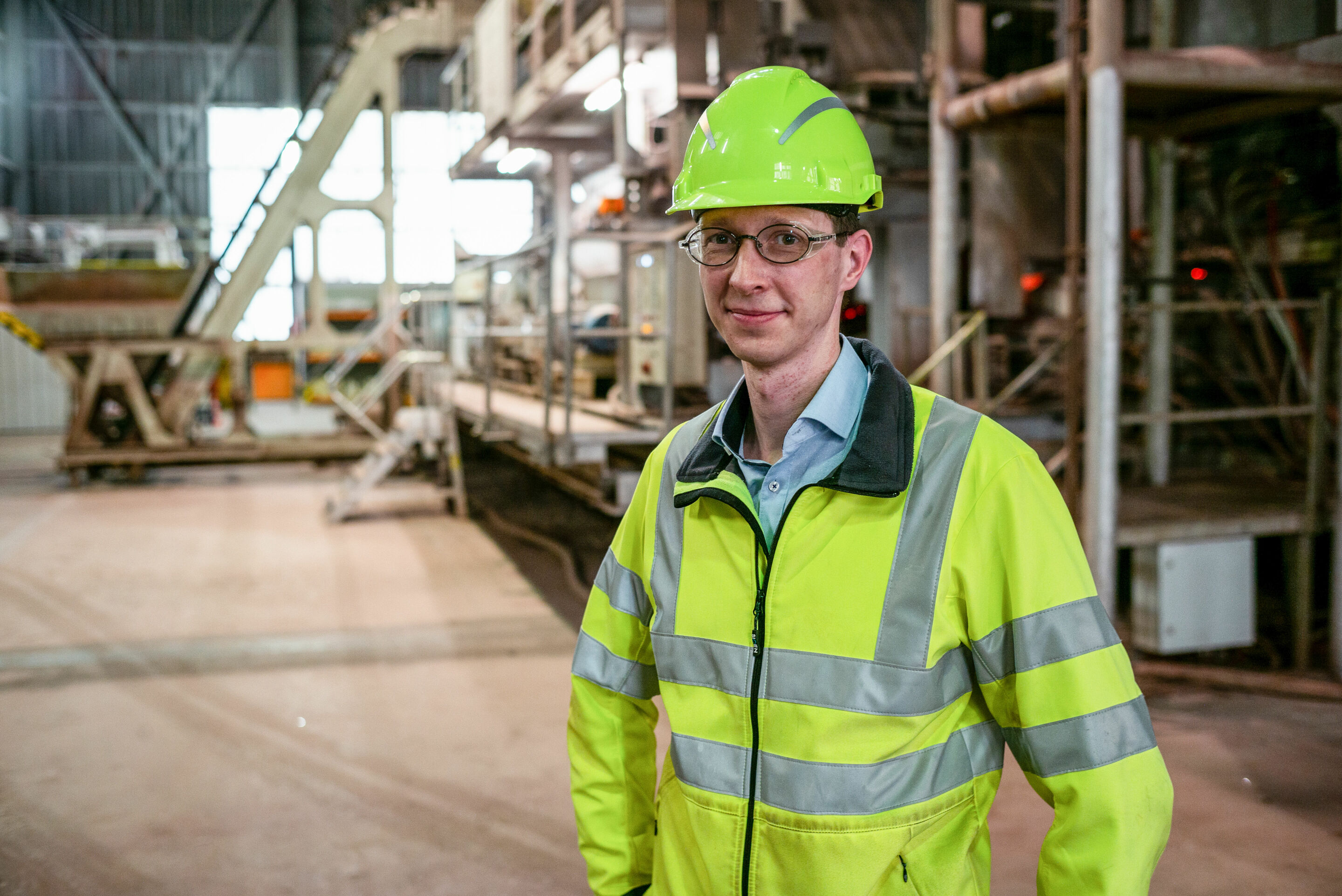 Pilot project glass recycling - Dr. Markus Obdenbusch, responsible production manager at Saint Gobain Glass.