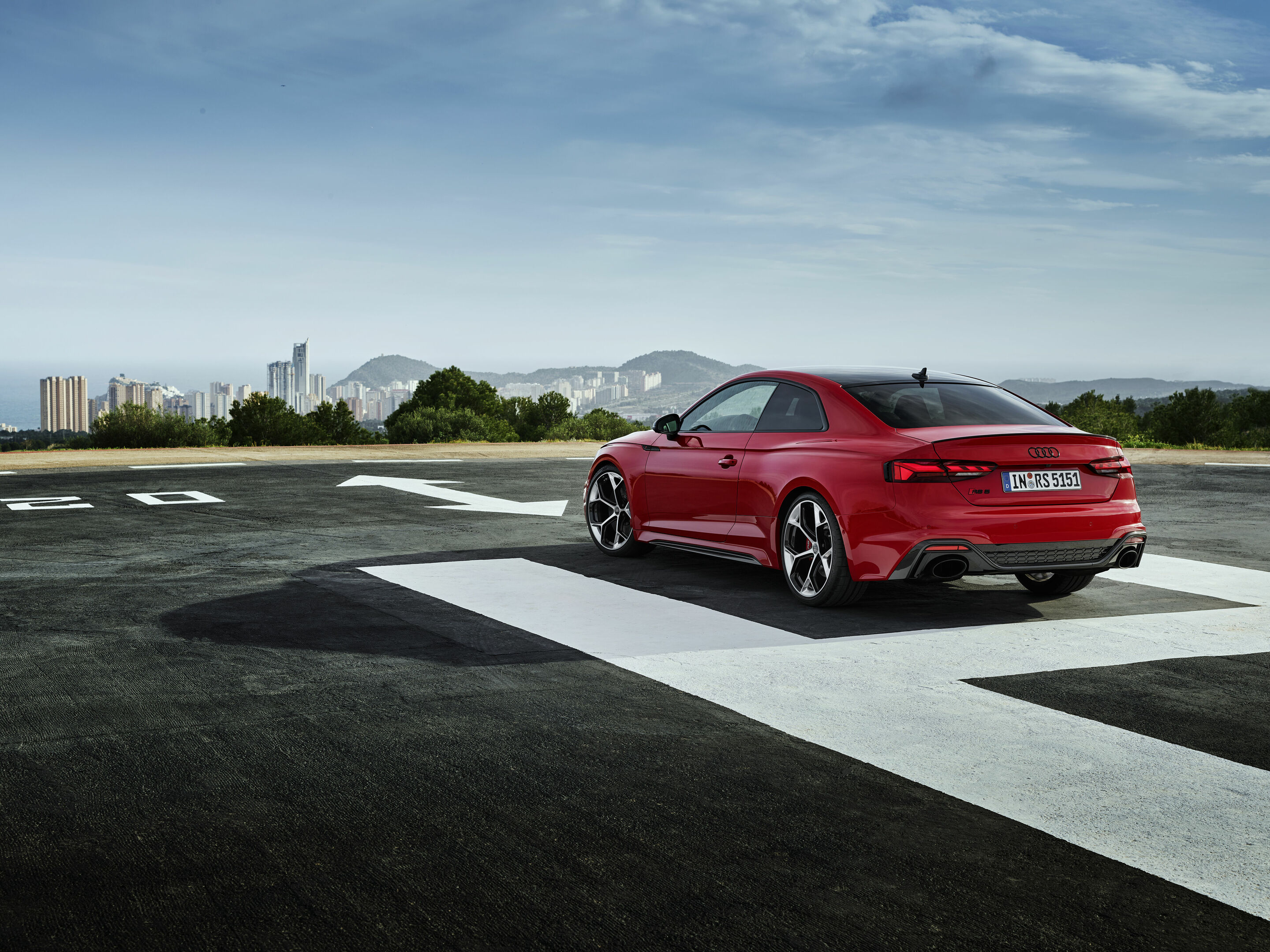 Audi RS 5 Coupé with competition plus package - Static photo, Colour: Tango red