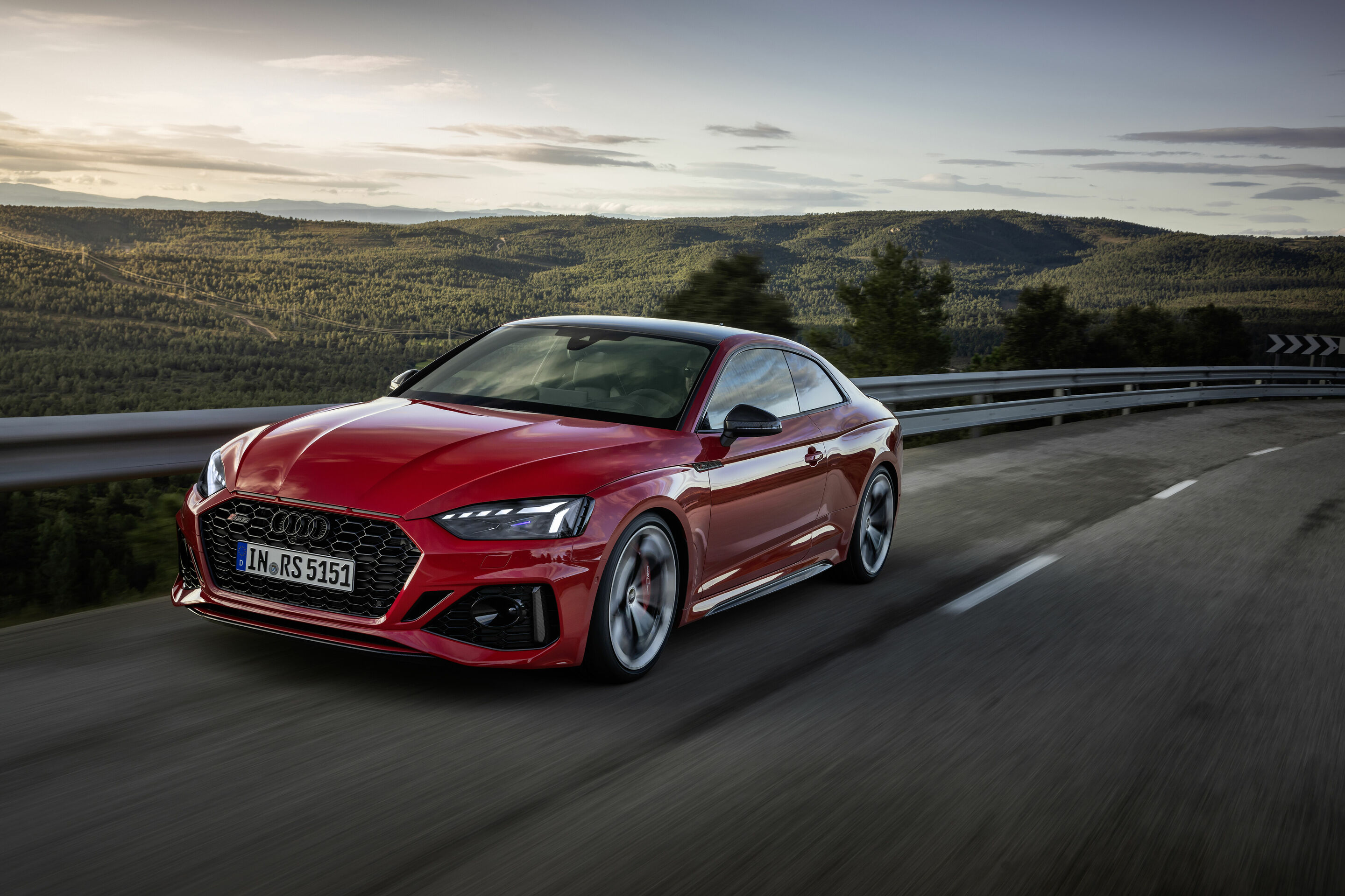 Audi RS 5 Coupé with competition plus package - Dynamic photo, Colour: Tango red