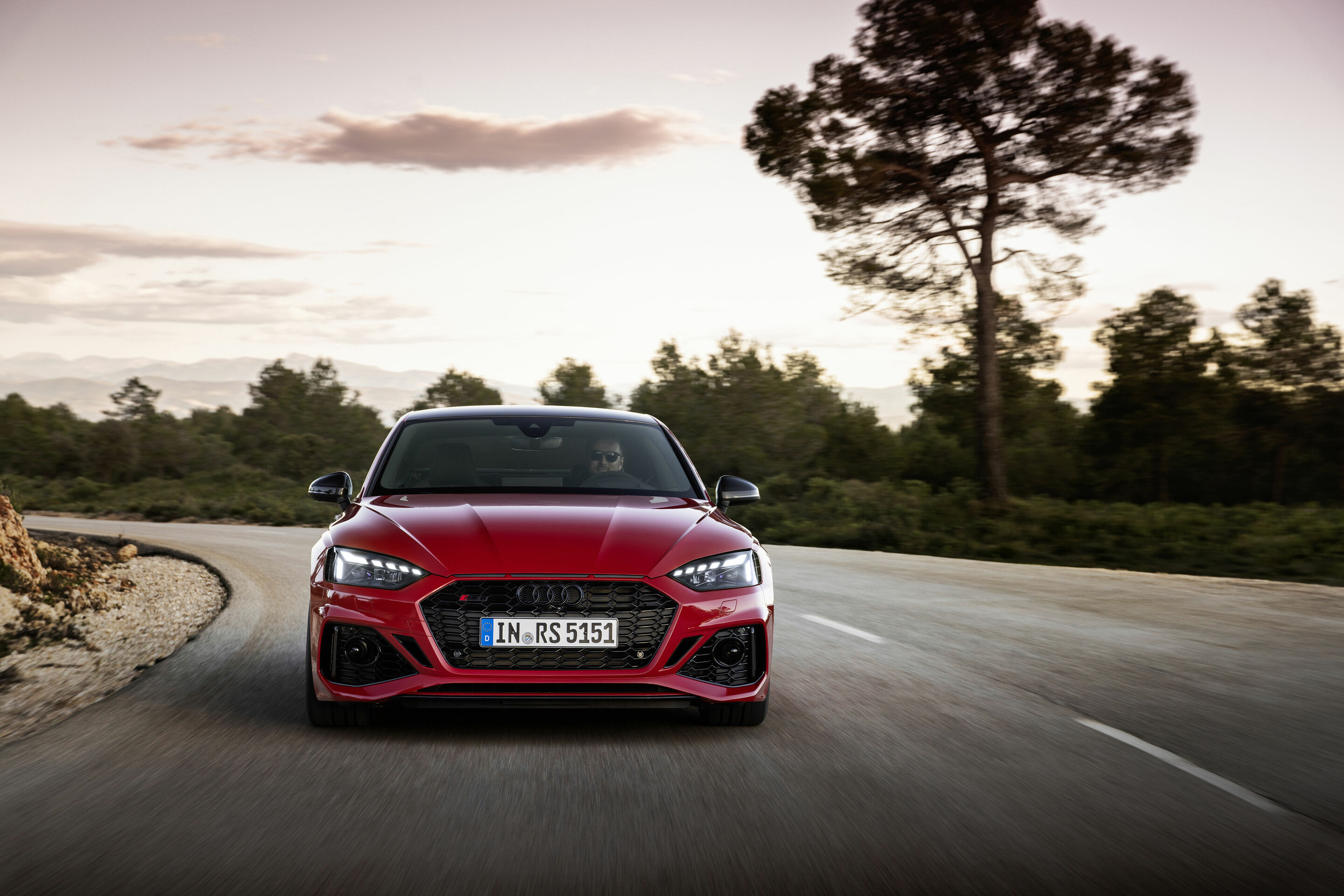 Audi RS 5 Coupé with competition plus package - Dynamic photo, Colour: Tango red