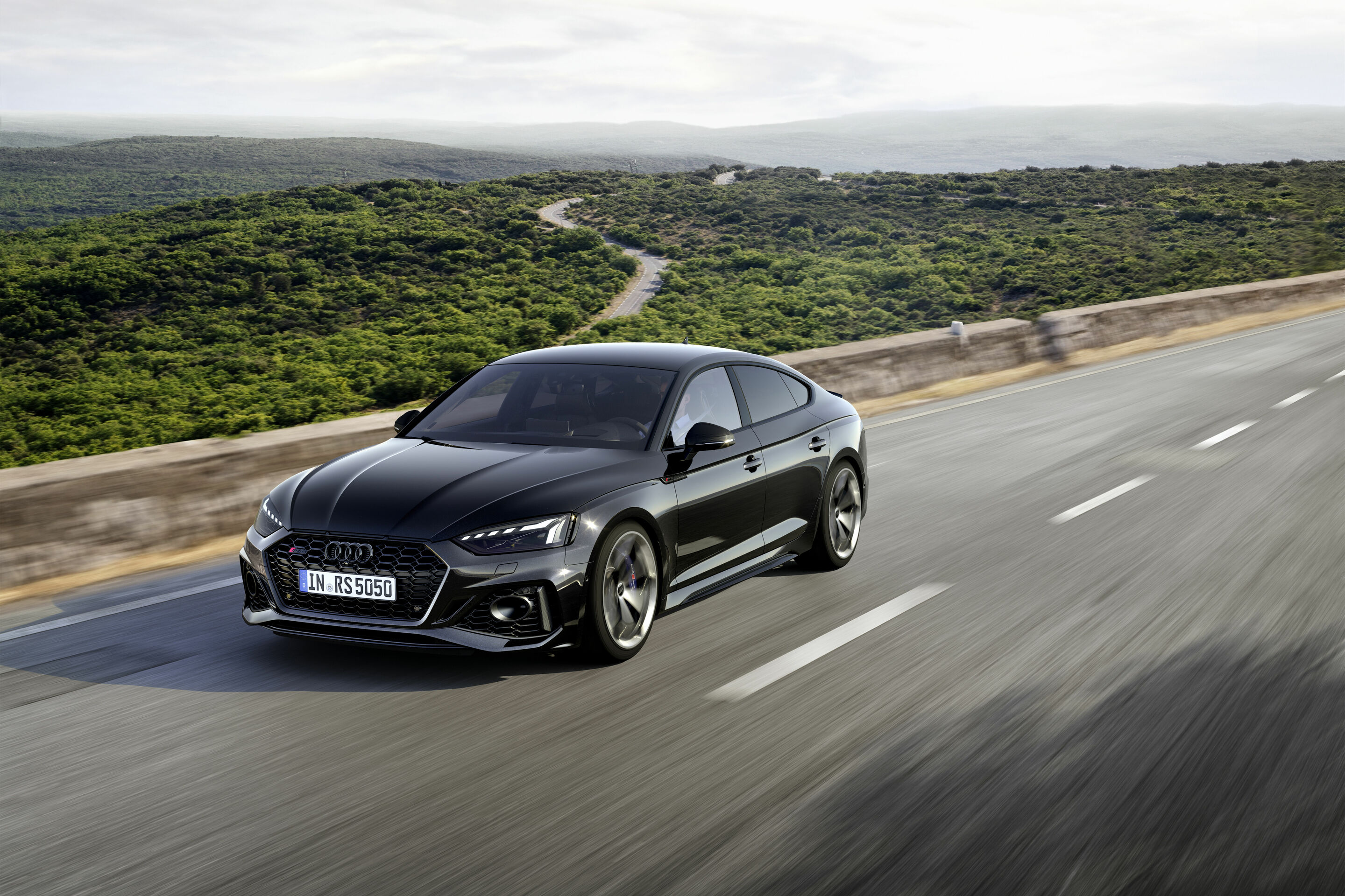 Audi RS 5 Sportback with competition plus package - Dynamic photo, Colour: Sebring black
