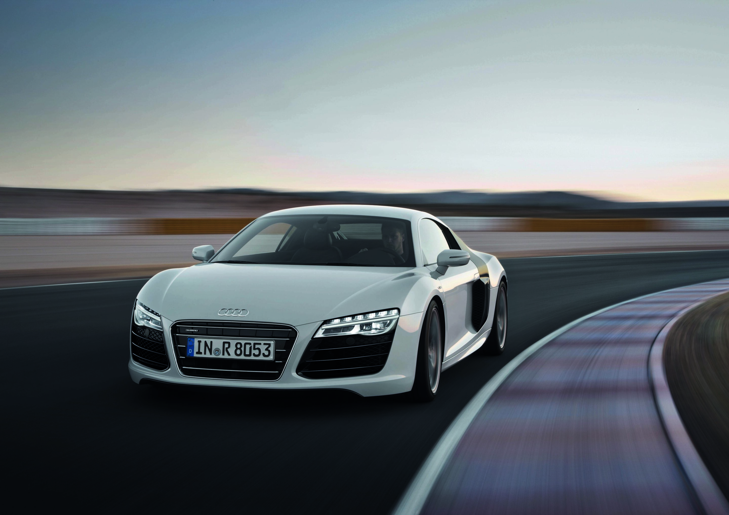 Audi R8 V10 - Colour: Suzuka Grey