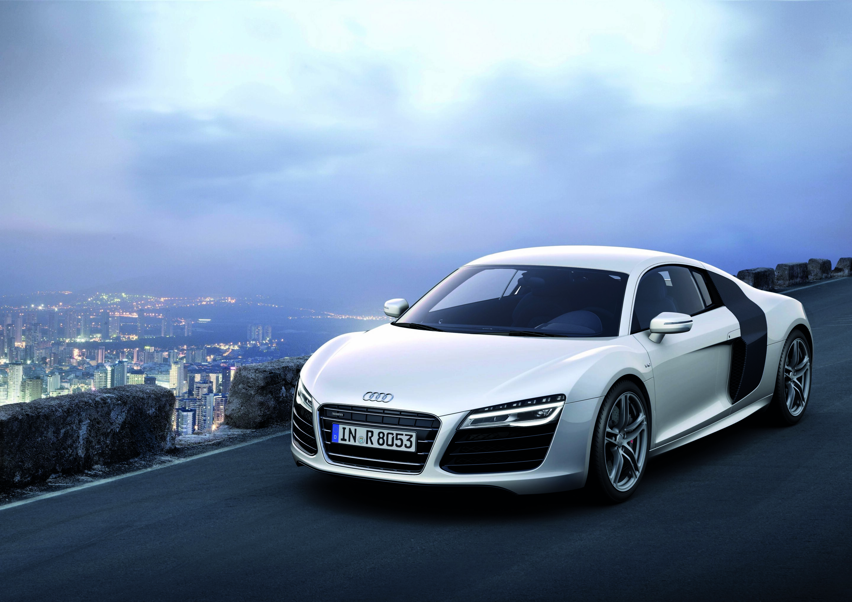 Audi R8 V10 - Farbe: Suzukagrau