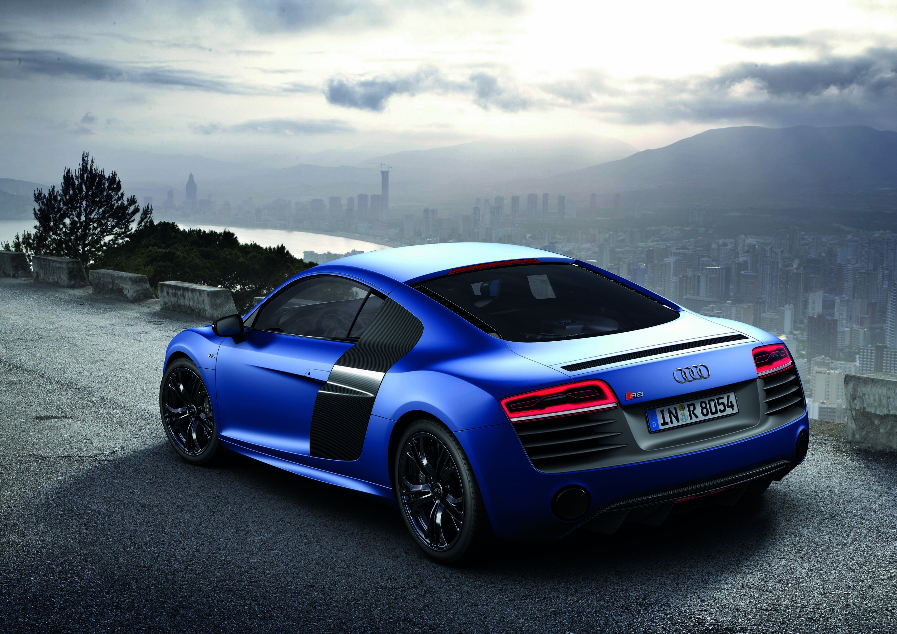 Audi R8 V10 plus - Colour: Sepang Blue