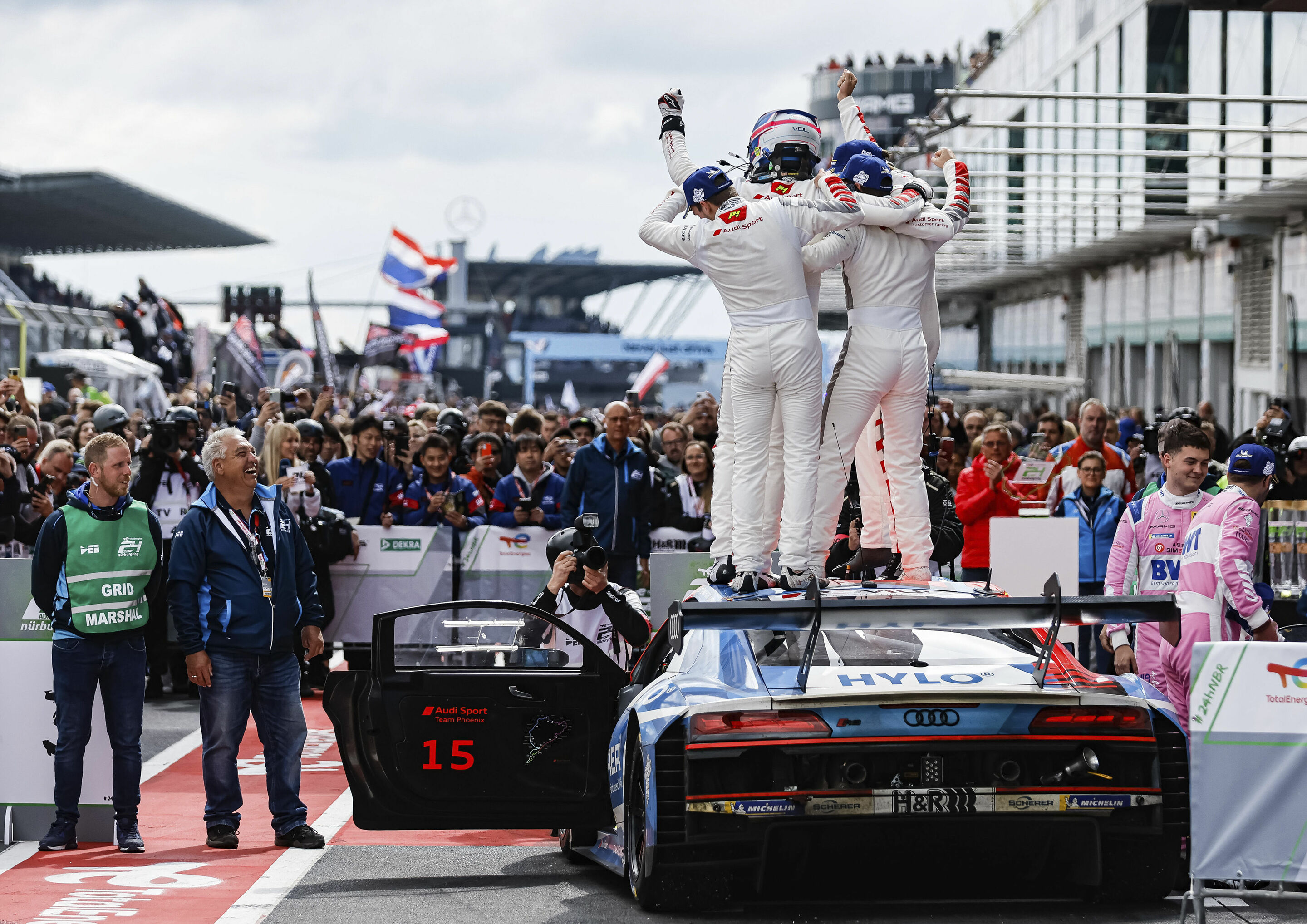 24h Nürburgring 2022 - Audi R8 LMS #15 (Audi Sport Team Phoenix), Robin Frijns/Kelvin van der Linde/Dries Vanthoor/Frédéric Vervisch