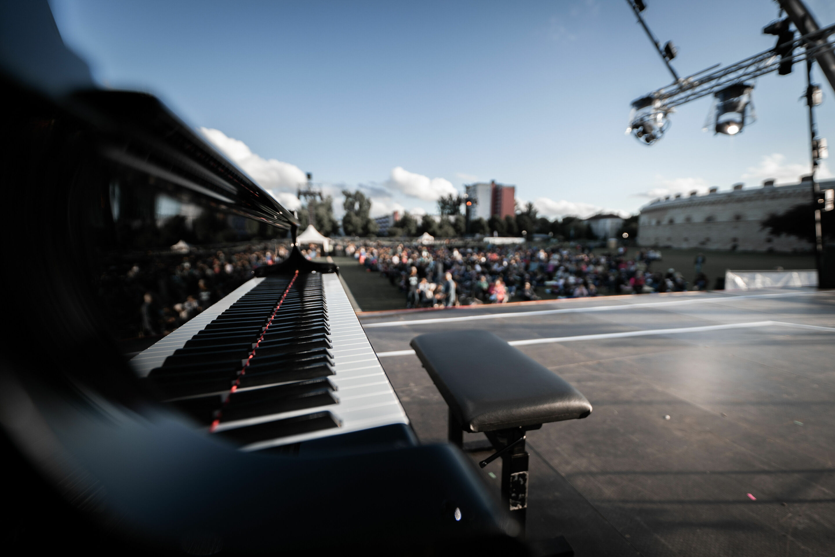 Audi Sommerkonzerte 2022 - Audi Klassik Open Air
Future Sounds
Georgisches Kammerorchester
Tsotne Zedginidze
Nikoloz Rachveli
Audi Bläserphilharmonie
Pietro Sarno
