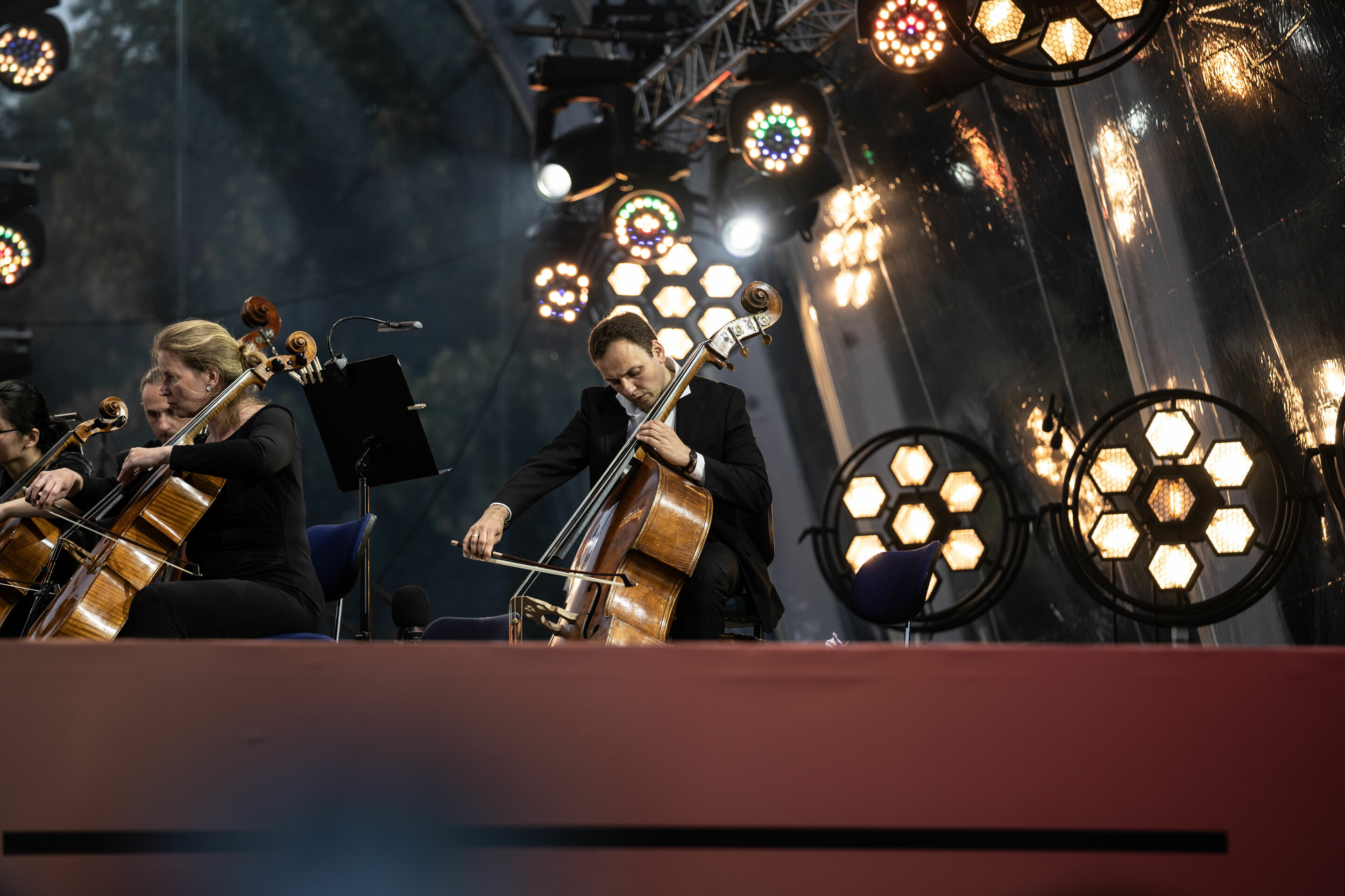 Audi Sommerkonzerte 2022 - Audi Klassik Open Air
Future Sounds
Georgisches Kammerorchester
Tsotne Zedginidze
Nikoloz Rachveli
Audi Bläserphilharmonie
Pietro Sarno