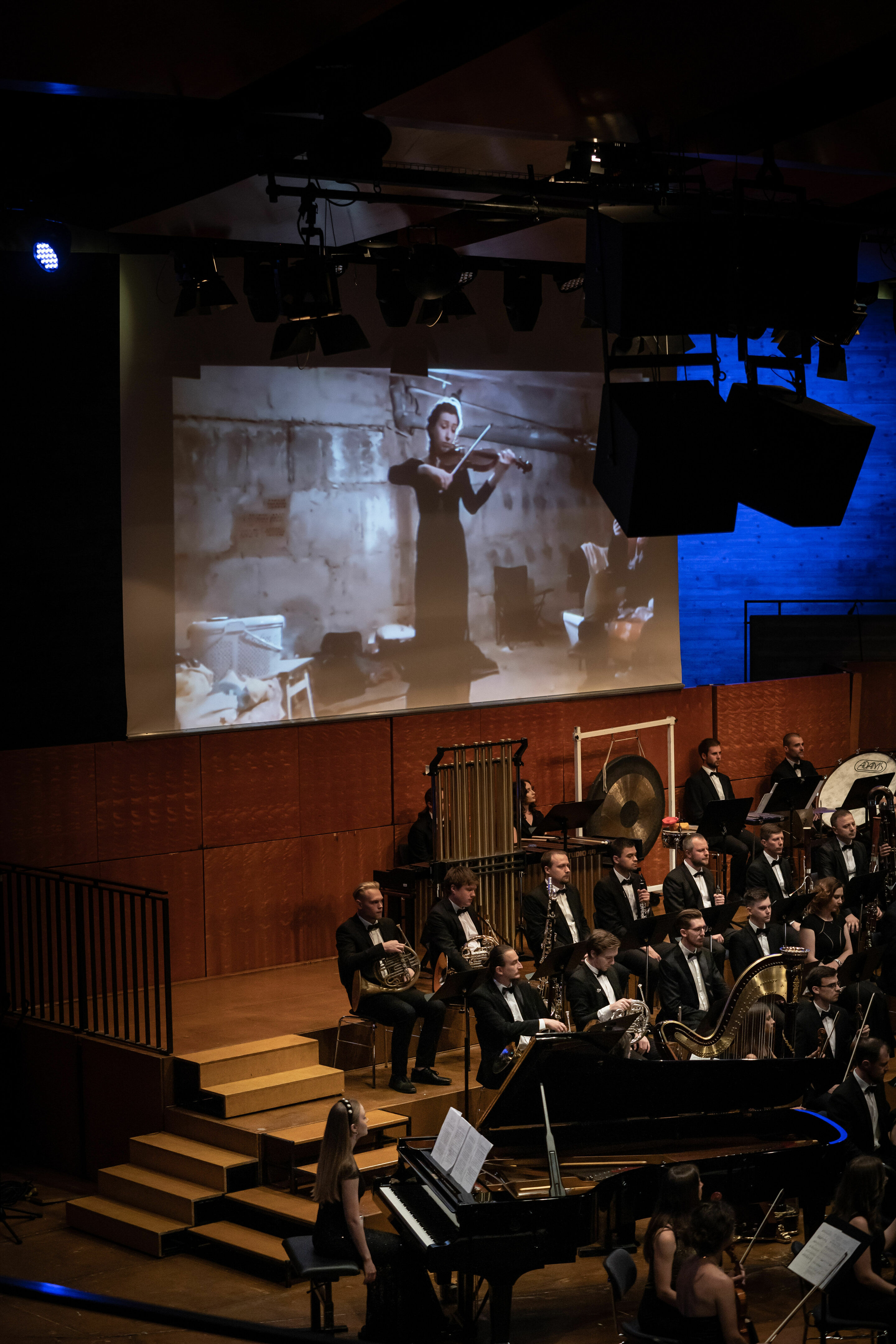 Audi Sommerkonzerte 2022 - Solidaritätskonzert
Lisa Batiashvili (Violine)
International Symphony Orchestra Lviv (INSO-Lviv)
Nikoloz Rachveli (Dirigent)