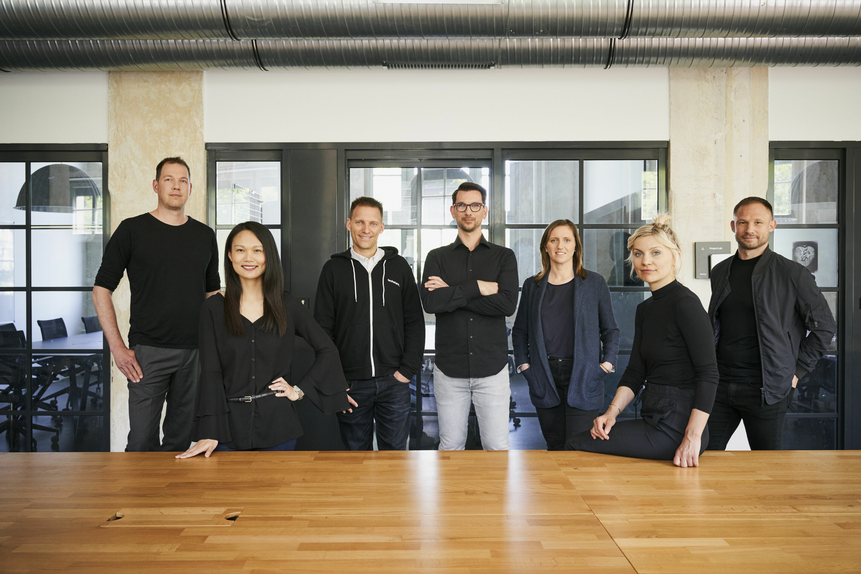 Audi Denkwerkstatt und Techstars suchen und fördern Start-ups für das Ökosystem von Audi - Das Team der Audi Denkwerkstatt startet eine Kooperation mit dem US-Partner Techstars. Im Bild von links nach rechts: Malte Schönfeld (Venture Developer), Ningan...