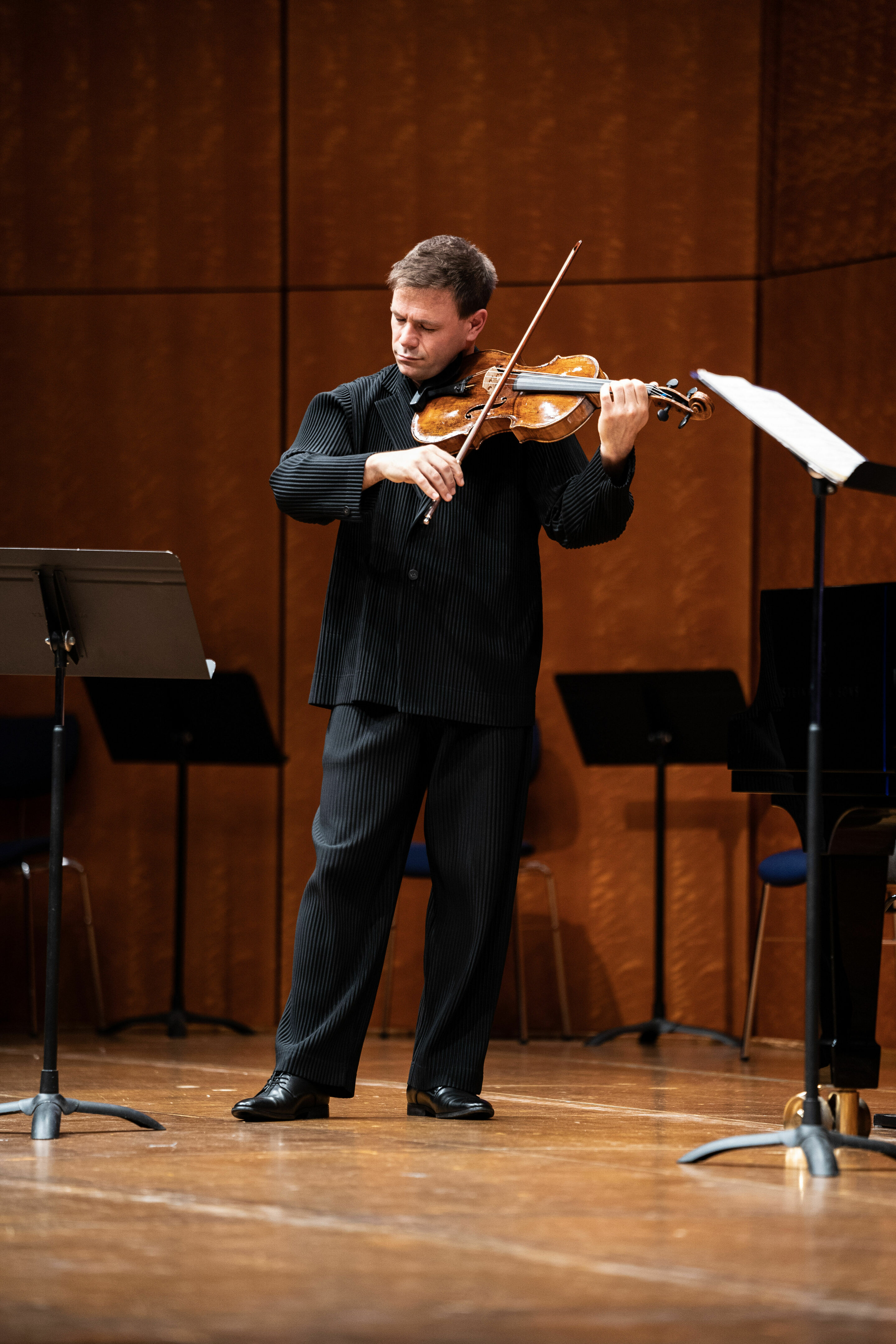 Audi Sommerkonzerte 2022 - Congenial art
Magdalena Kožená (mezzo-soprano)
Sir Simon Rattle (piano)
Kaspar Zehnder (flute)
Christopher Richards (clarinet)
Giovanni Guzzo (violin)
Rahel Rilling (violin)
Amihai Grosz (viola)
Dávid Adorján (cello)