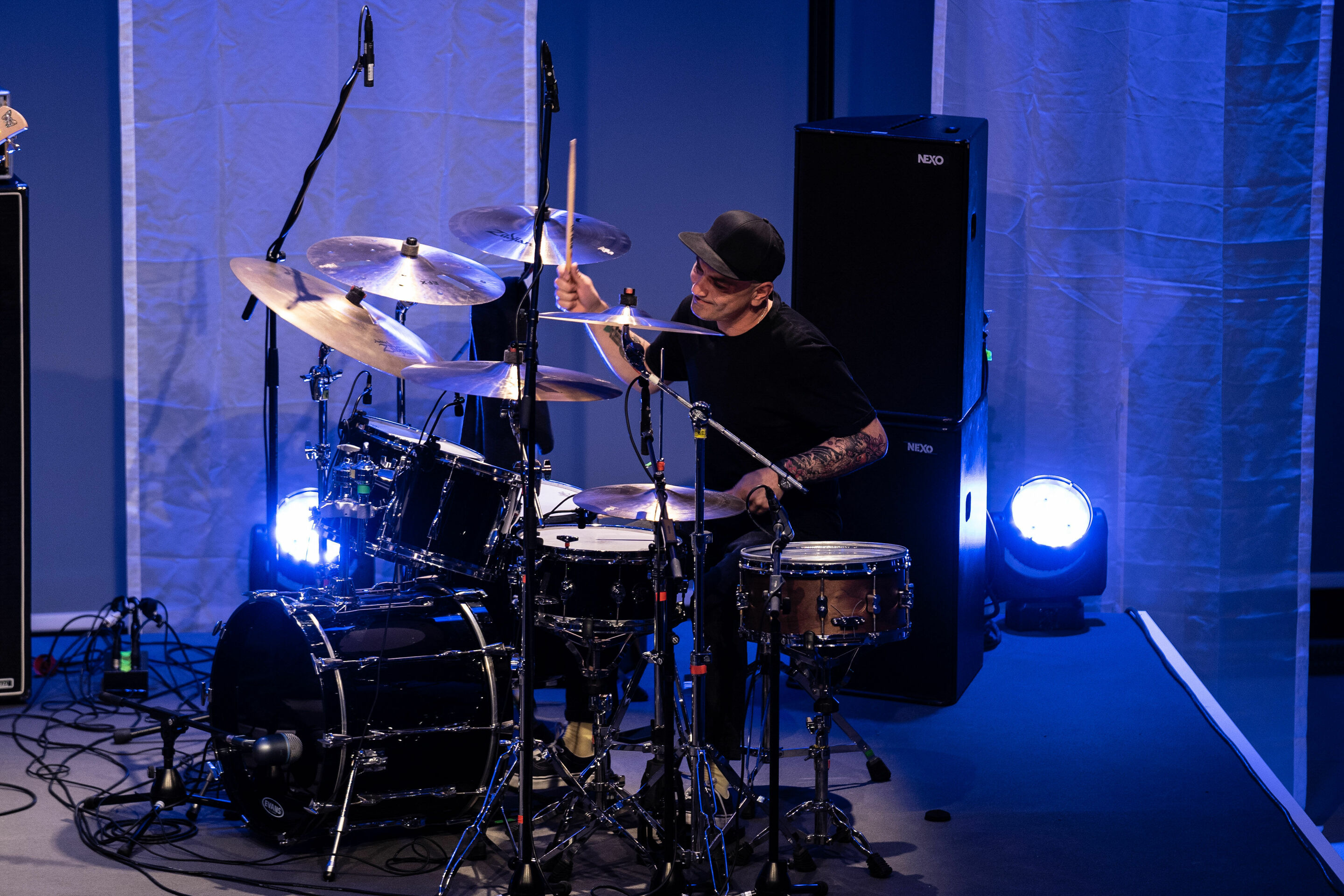 Audi Sommerkonzerte 2022 - Jazzwunder
Beka Gochiashvili Trio:
Beka Gochiashvili (Klavier)
Levan Deisadze (Bass)
Zaza Tsertsvadze (Schlagzeug)