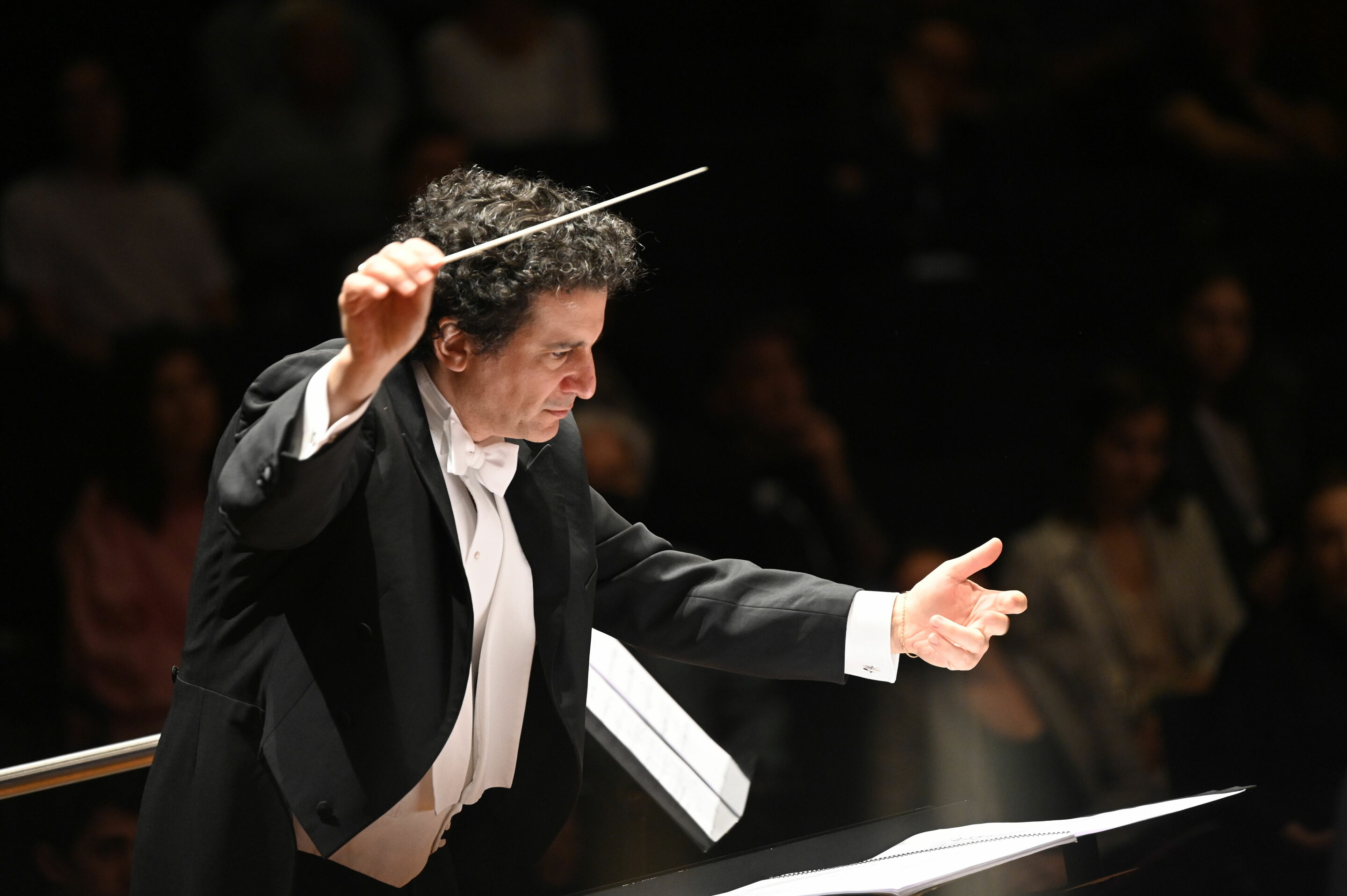 Audi Sommerkonzerte 2022 - Der Zeit voraus
hr-Sinfonieorchester Frankfurt
François Leleux (Oboe)
Alain Altinoglu (Dirigent)
