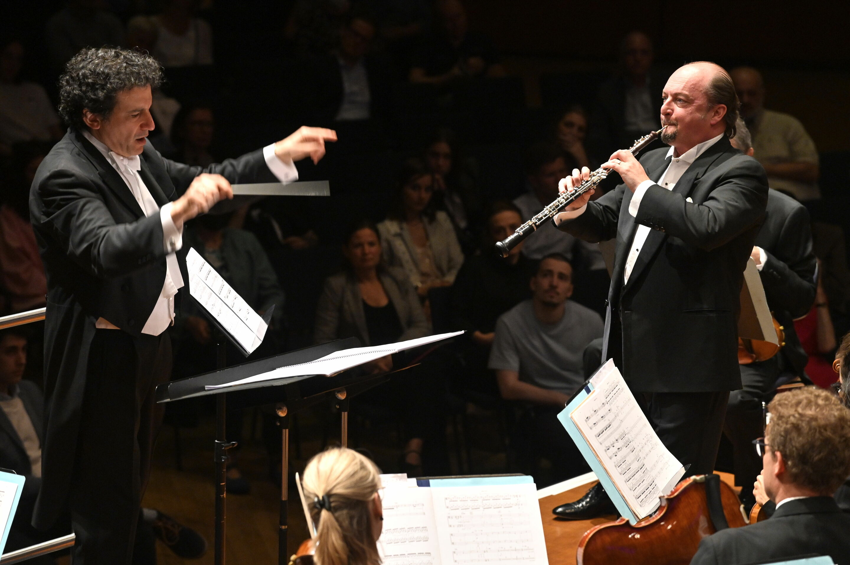 Audi Sommerkonzerte 2022 - Der Zeit voraus
hr-Sinfonieorchester Frankfurt
François Leleux (Oboe)
Alain Altinoglu (Dirigent)
