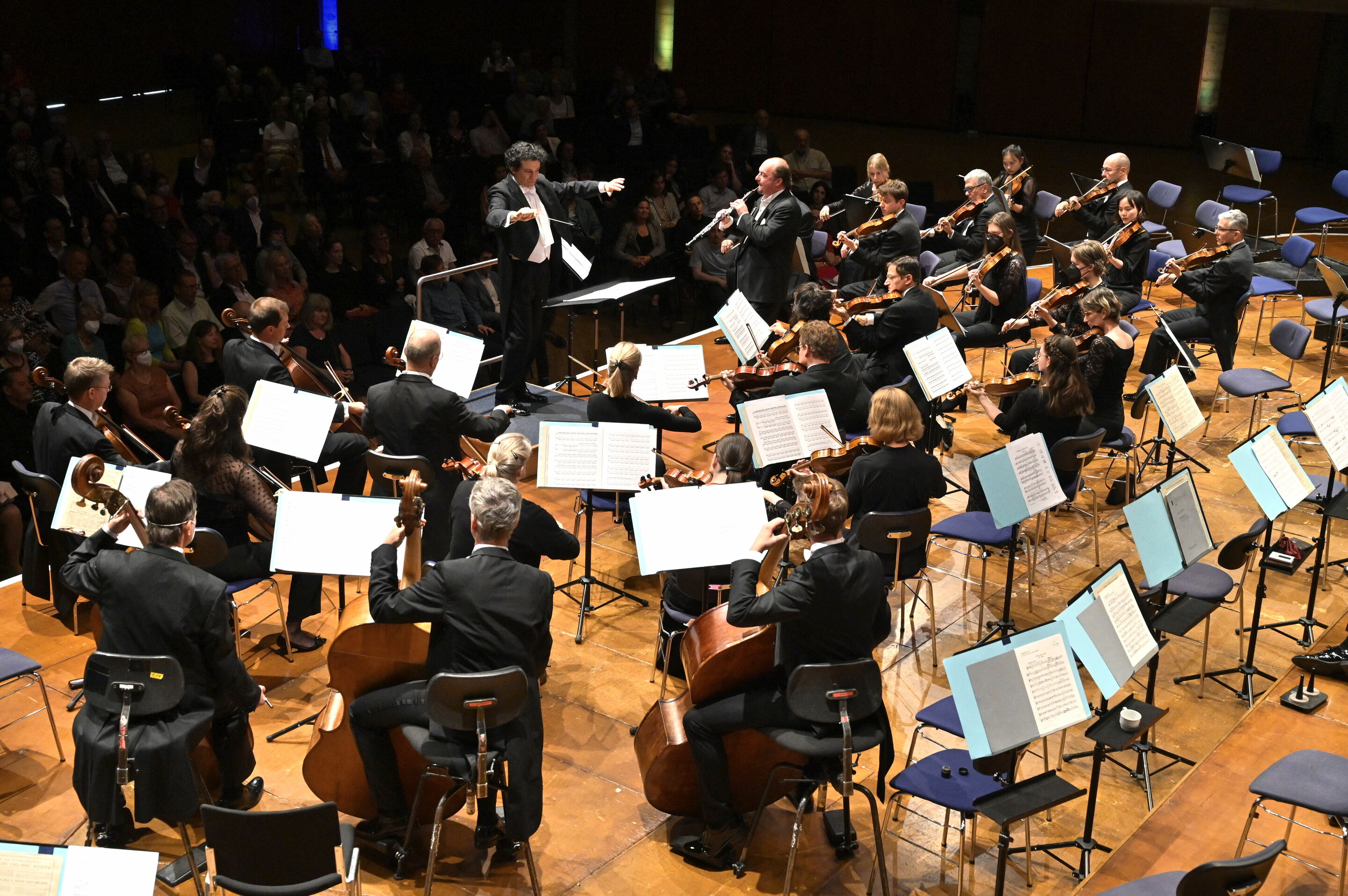 Audi Sommerkonzerte 2022 - Der Zeit voraus
hr-Sinfonieorchester Frankfurt
François Leleux (Oboe)
Alain Altinoglu (Dirigent)