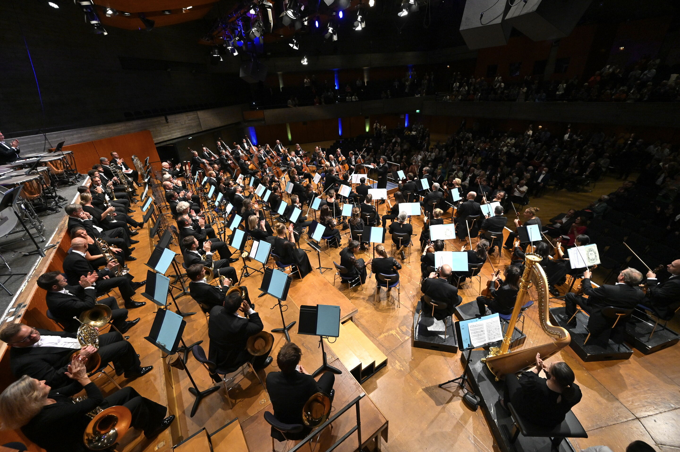 Audi Sommerkonzerte 2022 - Der Zeit voraus
hr-Sinfonieorchester Frankfurt
François Leleux (Oboe)
Alain Altinoglu (Dirigent)