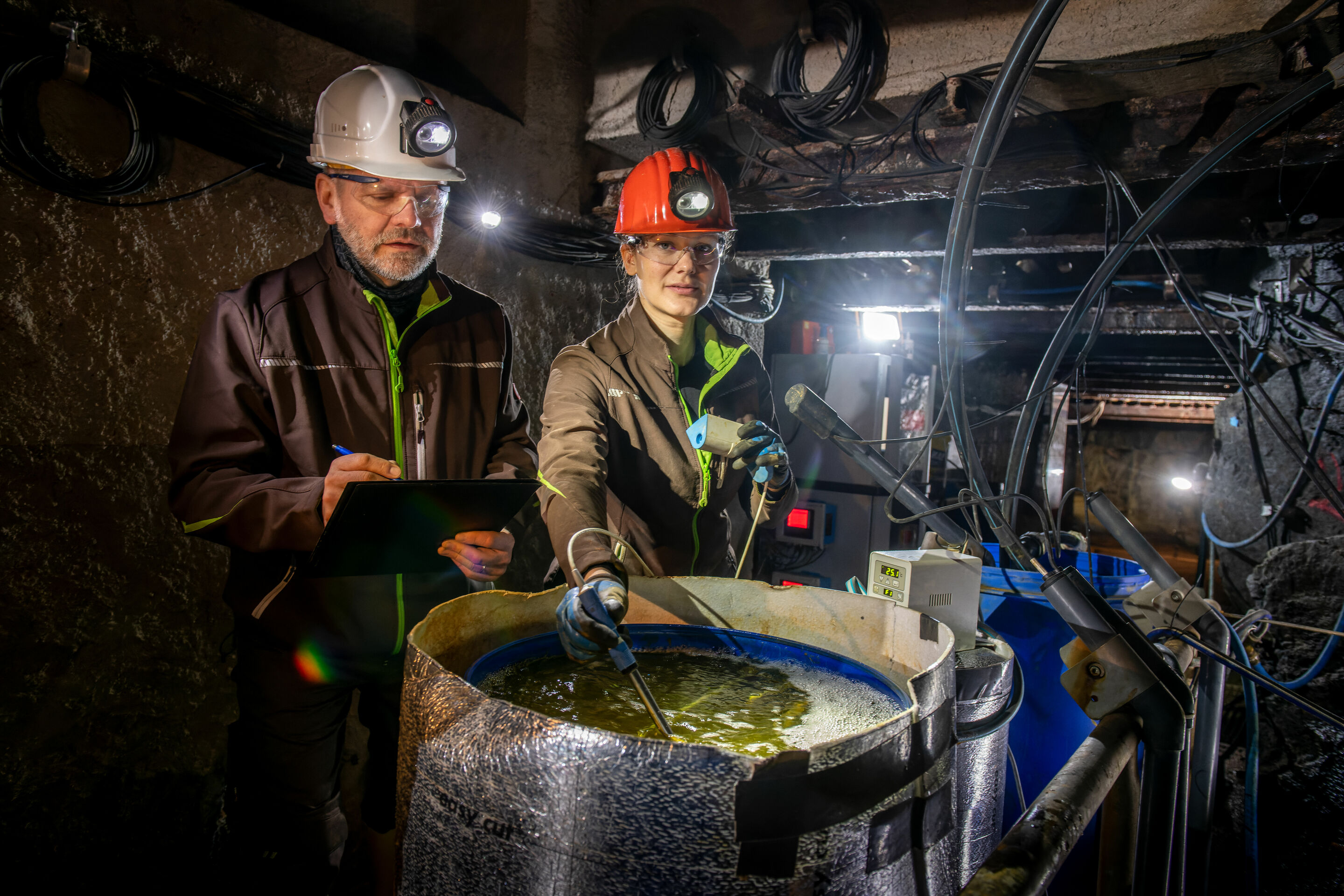 Membrane Mining: nachhaltige Gewinnung von Hochtechnologiemetallen - Bei einem von der Audi Stiftung für Umwelt geförderten Forschungsprojekt werden Rohstoffe mittels Membrantechnik unter Tage umweltschonend und nachhaltig abgebaut.