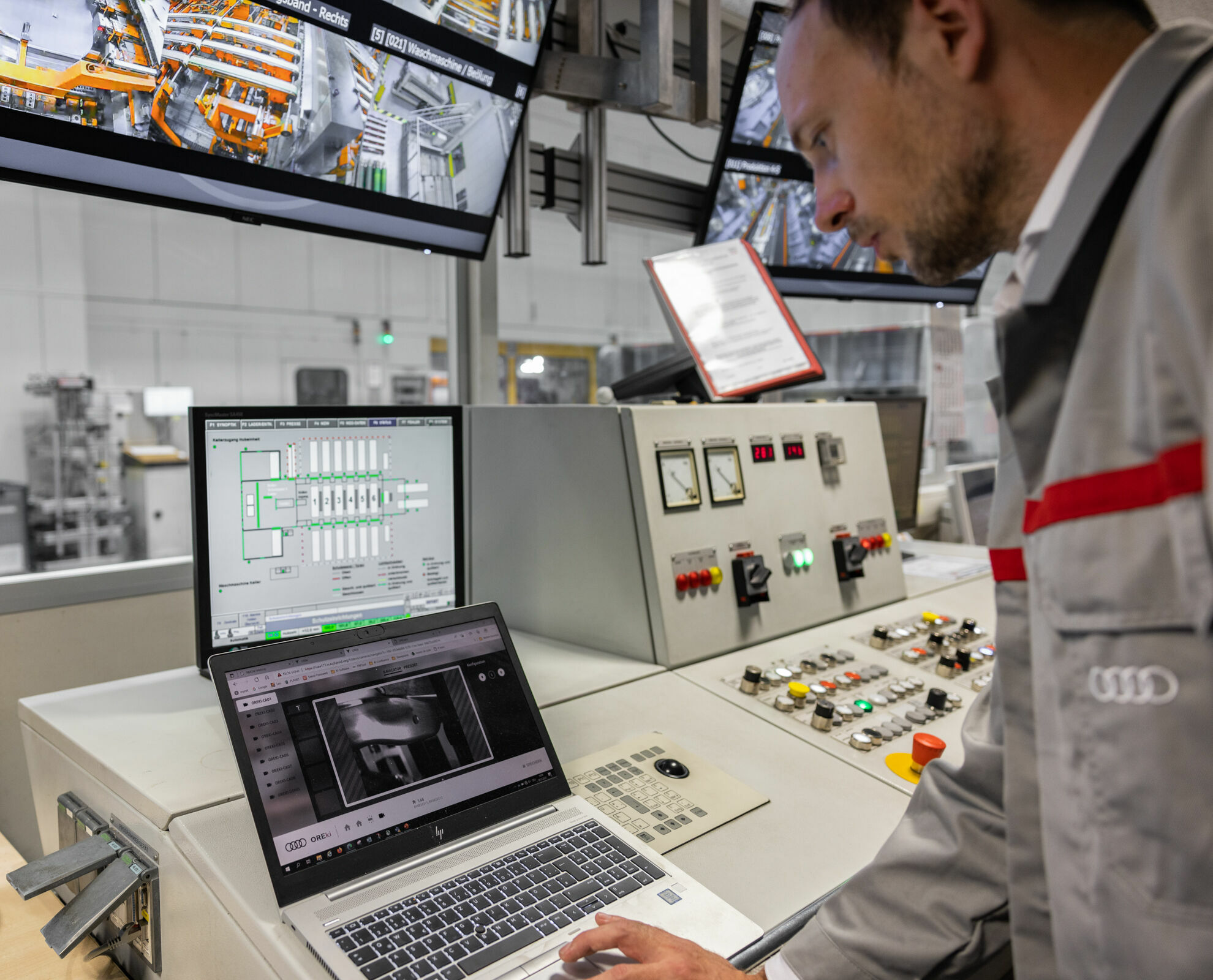 Smart Production - Smart Production: Audi nutzt Künstliche Intelligenz und Machine Learning. Im Ingolstädter Presswerk hilft ein KI-Algorithmus, Risse in Bauteilen zu erkennen.
