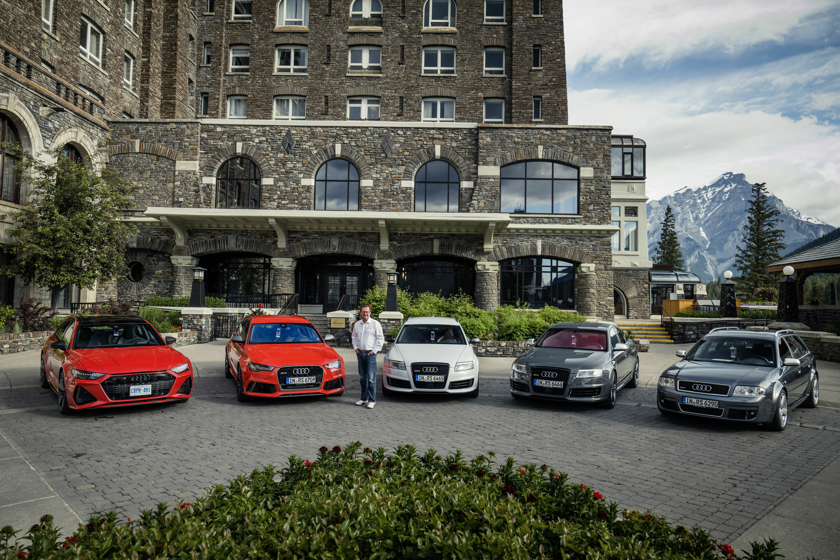 20th anniversary Audi RS 6 - Stephan Reil, Head of Research&Development Neckarsulm
Static photo
Misano red  (since 2019), Inuit white (2008 - 2011),  Sedan Nimbus grey (2008 - 2011), Daytona grey (2002 - 2004)