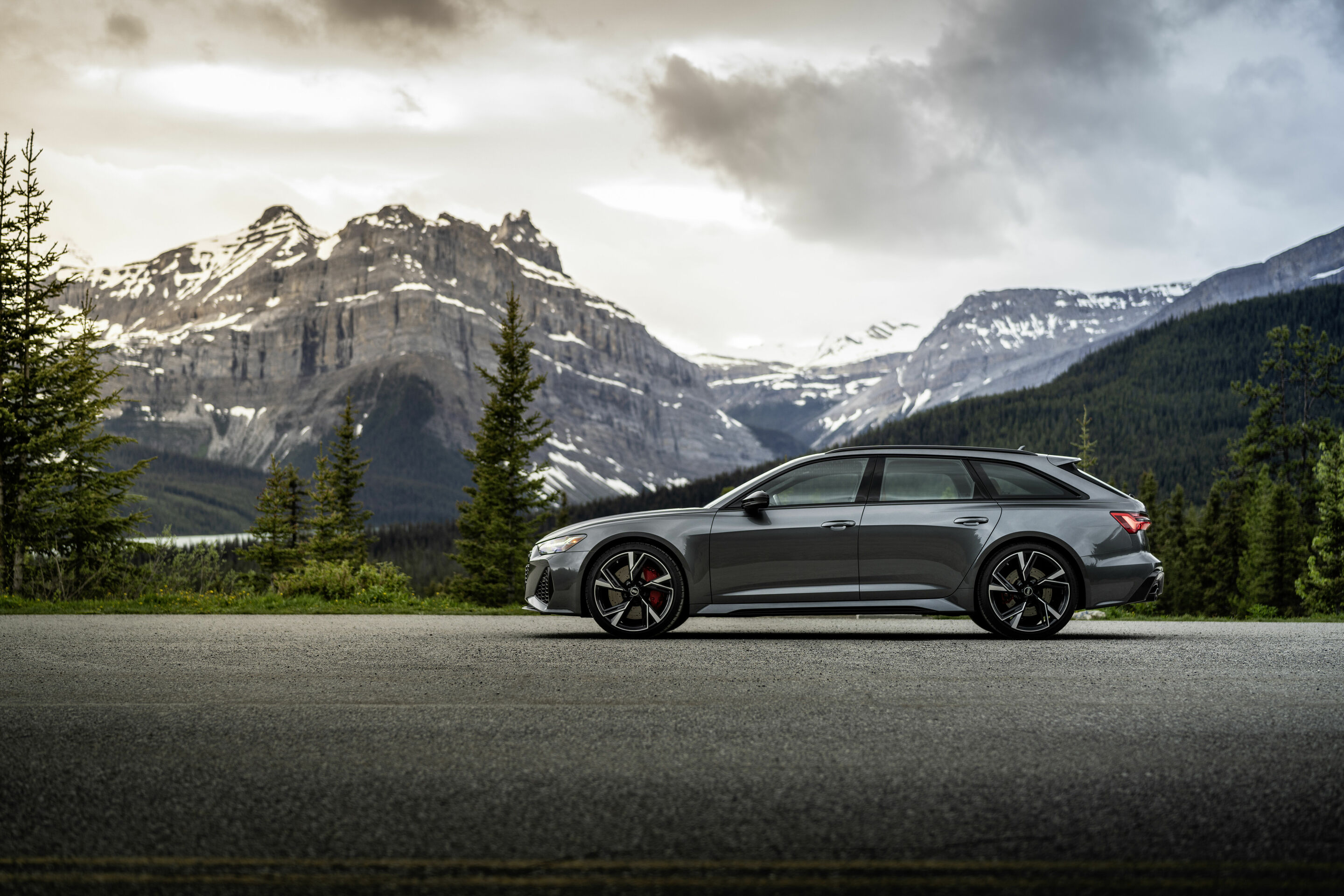 20th anniversary Audi RS 6 - Static photo
Daytona grey (since 2019)