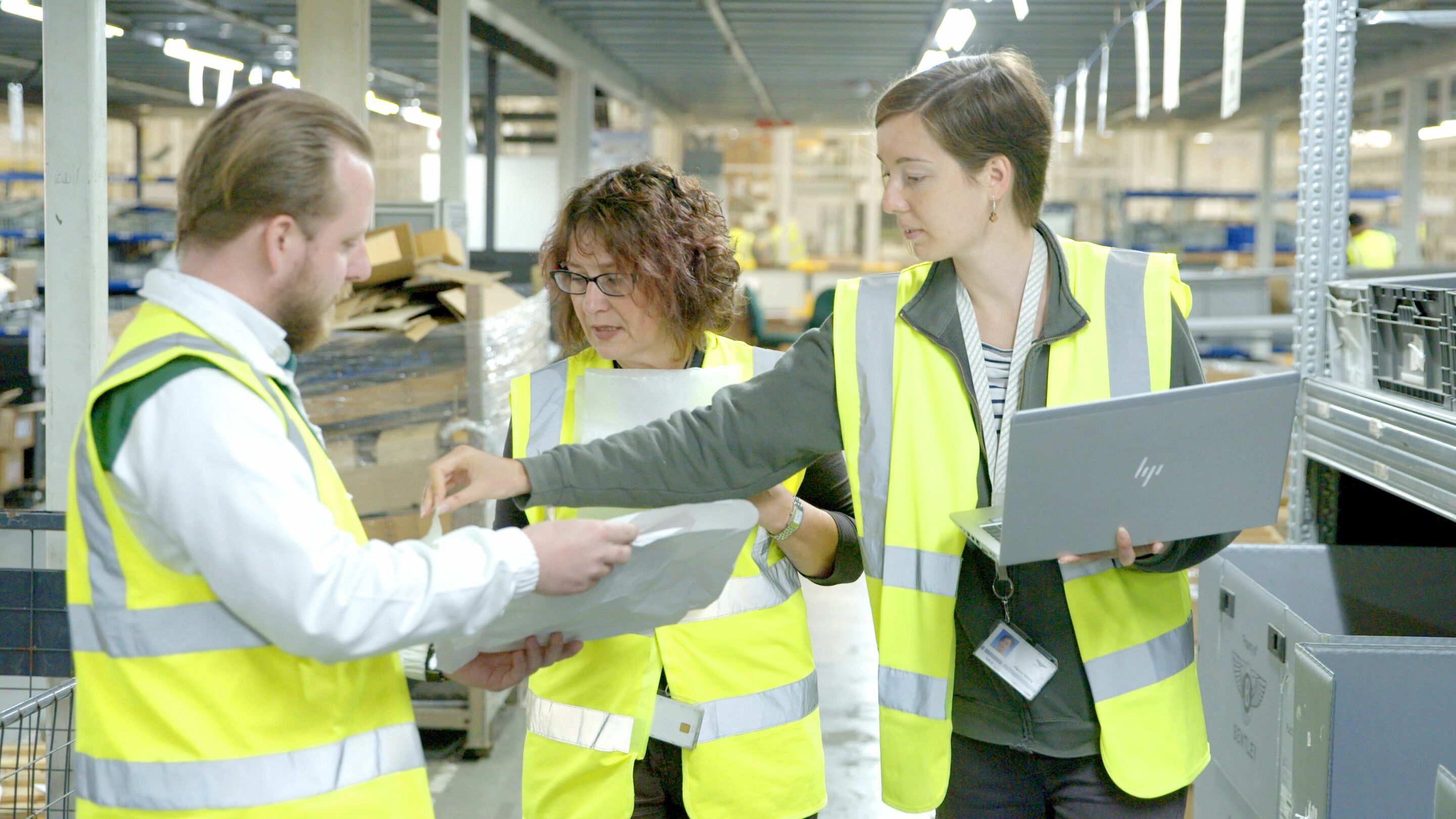 Bentley Motors first to receive South Pole’s “Net Zero Plastic to Nature” Status - Bentley is empowering colleagues to quickly and effectively reuse packaging around site.