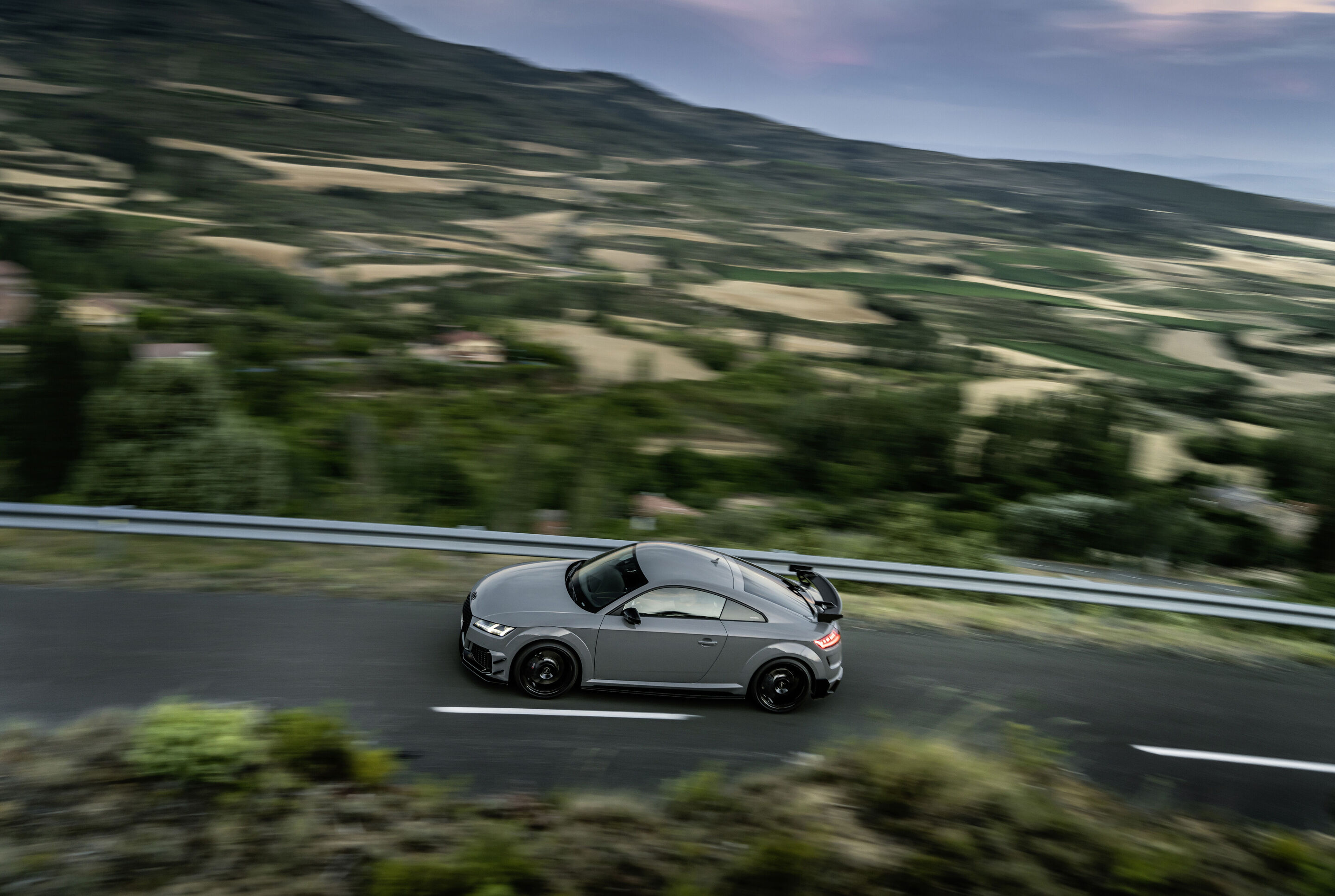 Audi TT RS Coupé iconic edition (until 2023) - Dynamic photo, Colour: nardo grey