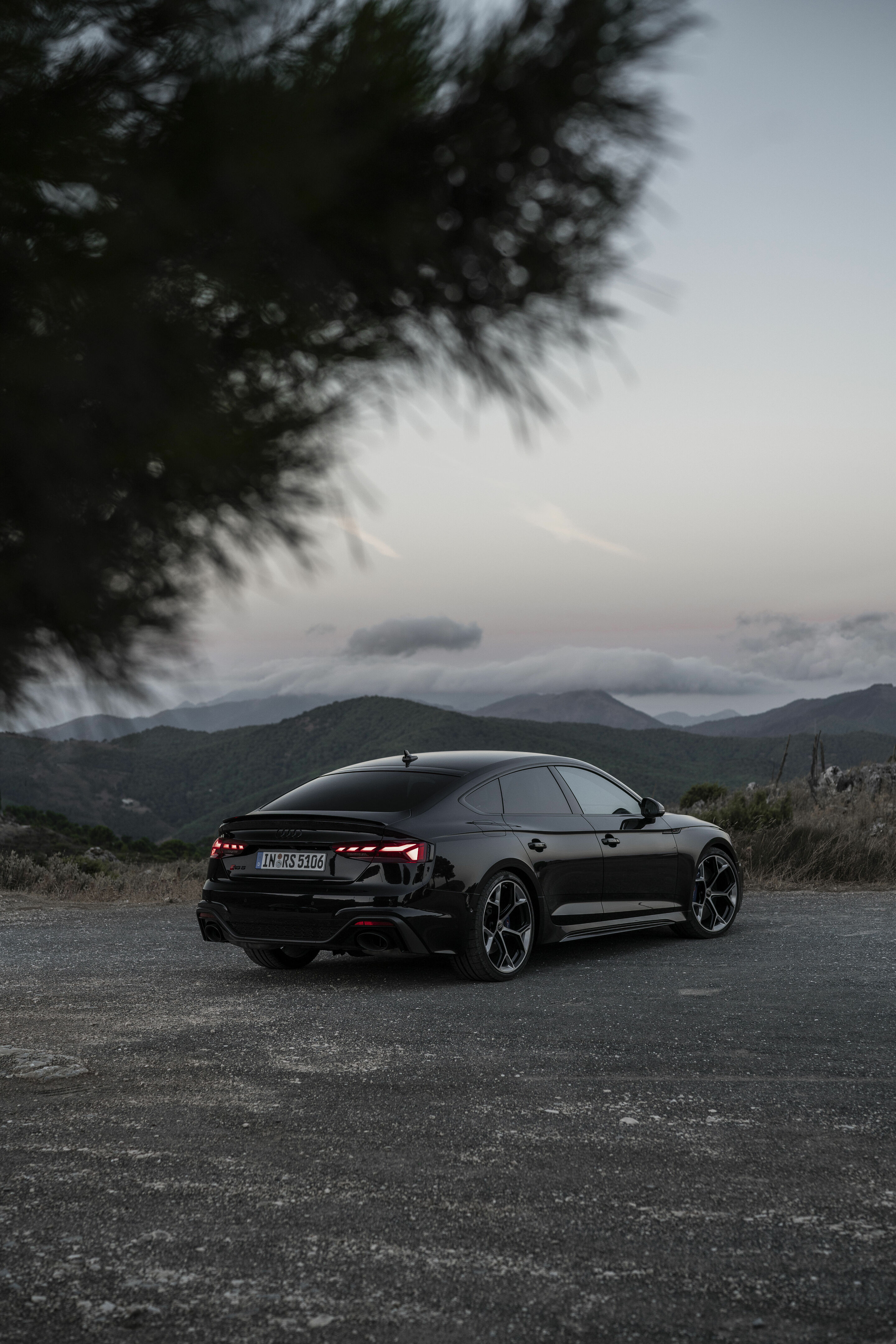 Audi RS 5 Sportback with competition plus package - Static photo, 
Colour: Sebring black