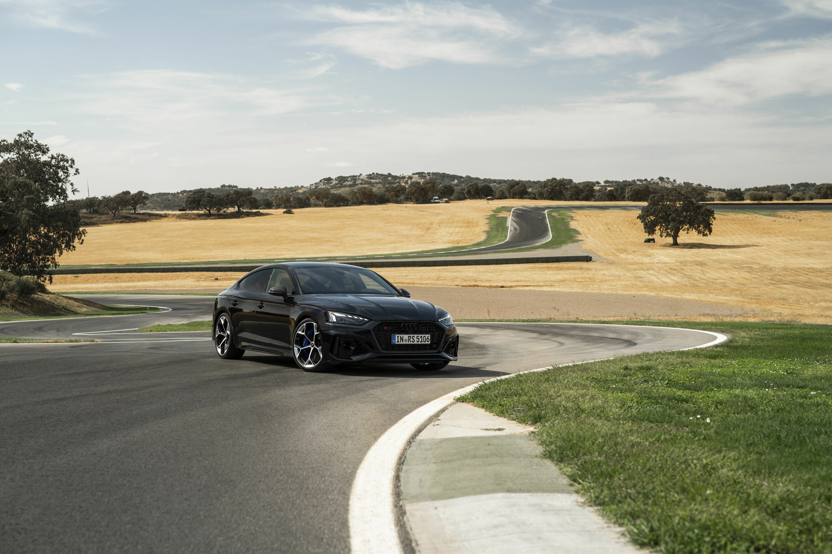 Audi RS 5 Sportback with competition plus package - Static photo, 
Colour: Sebring black