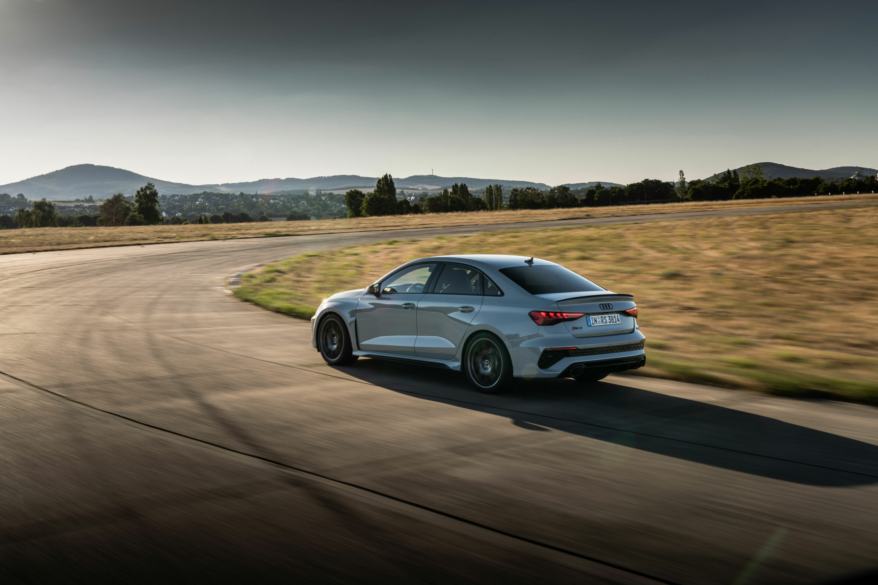 Audi RS 3 Sedan performance edition - Dynamic photo, Colour: Arrow Gray, Pearl Effect