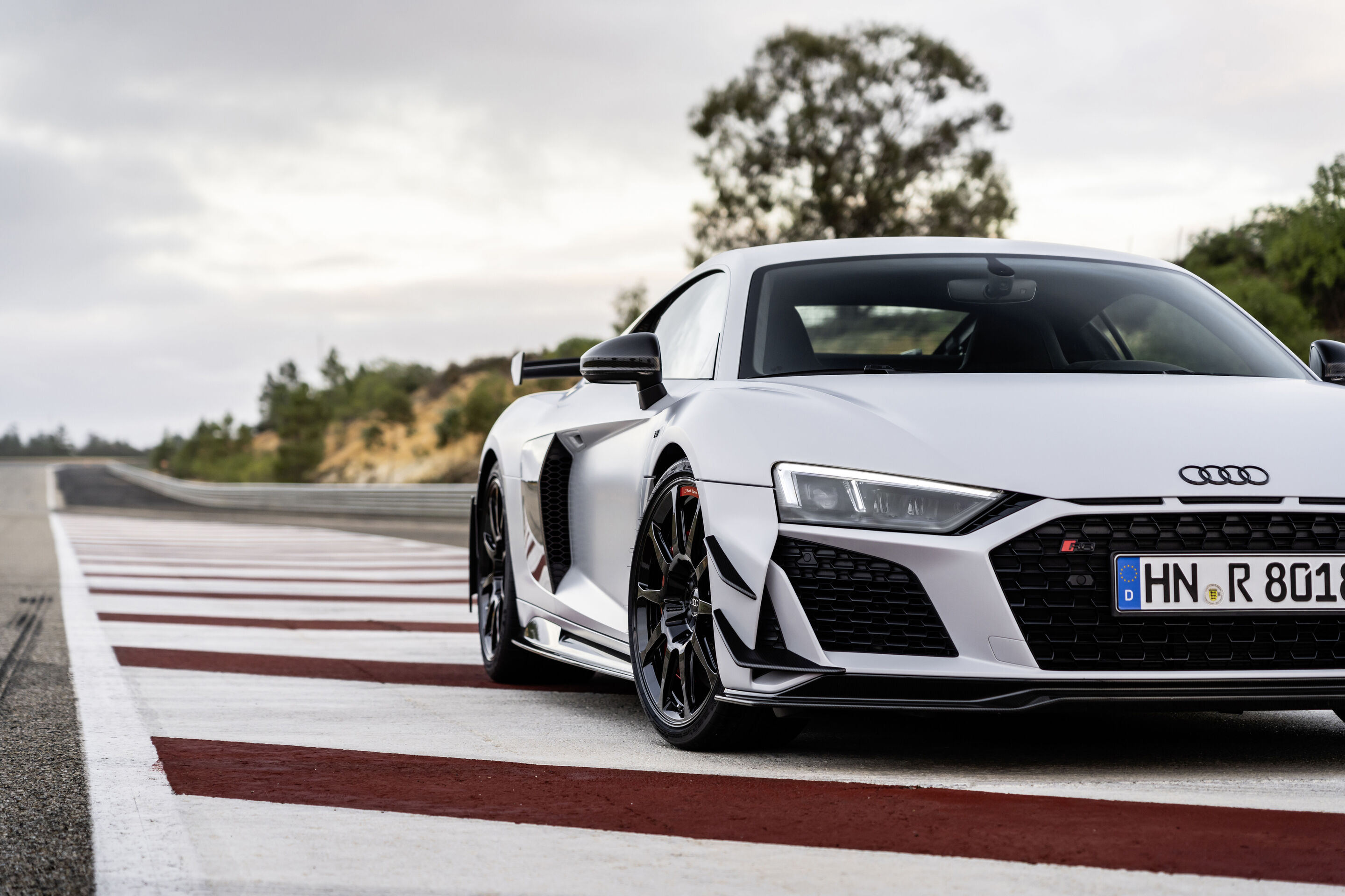 Audi R8 Coupé V10 GT RWD (until 2024) - Static photo, Colour: Suzuka Grey