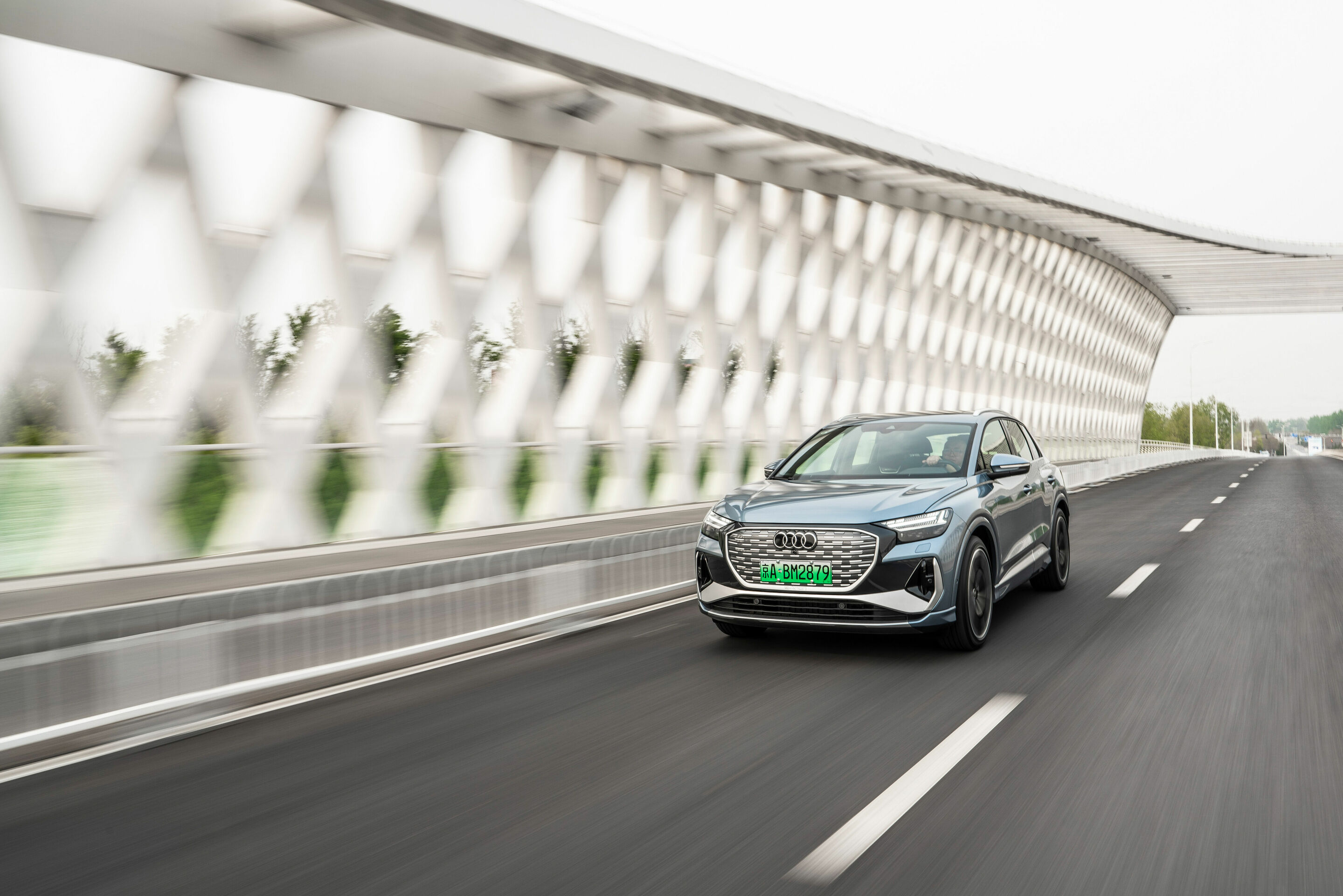 Audi Q4 e-tron - Audi Q4 e-tron on the Streets of Beijing
